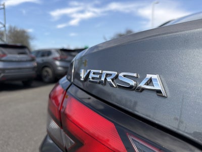 2022 Nissan Versa 1.6 SV