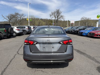 2022 Nissan Versa 1.6 SV