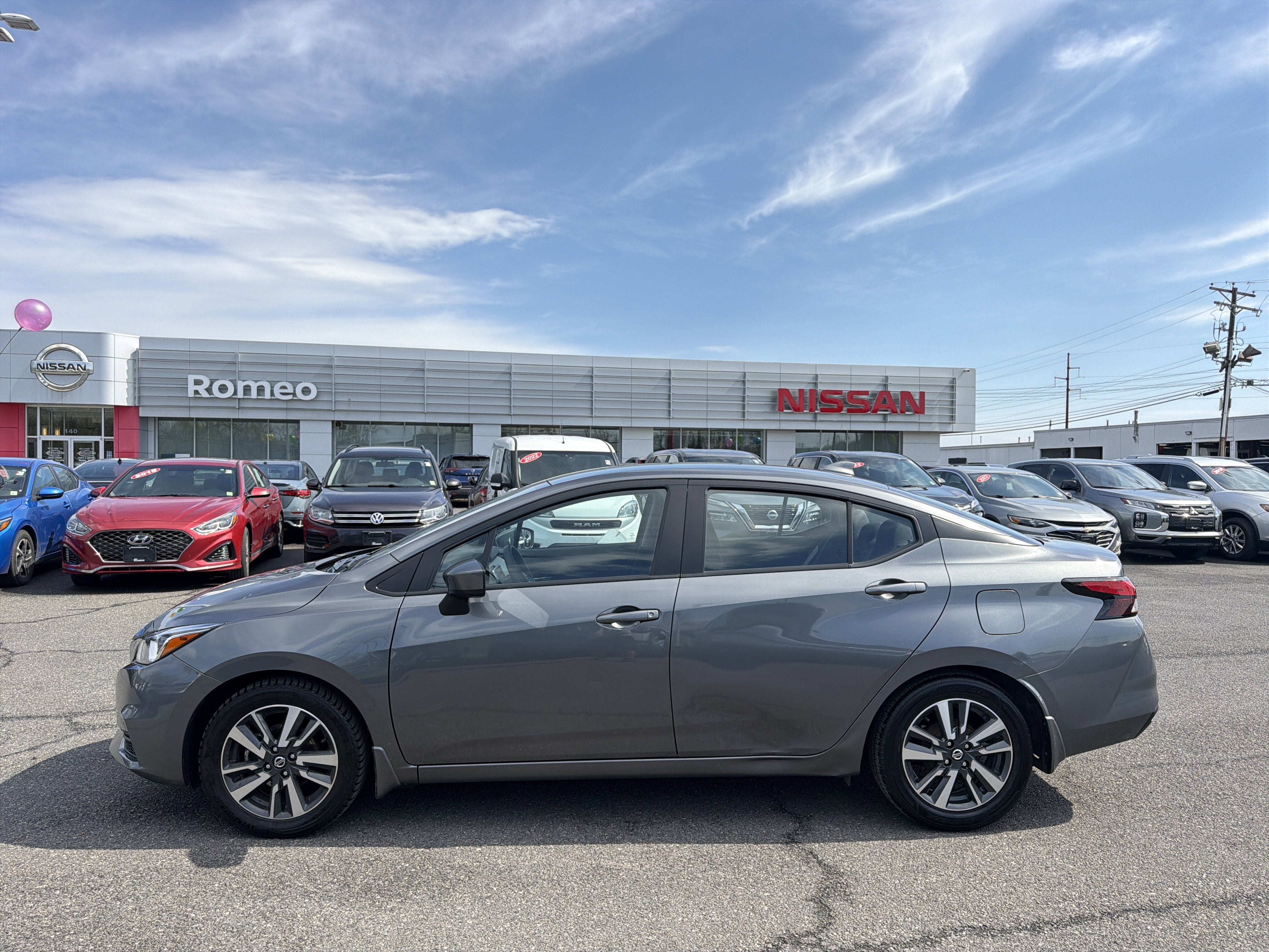 2022 Nissan Versa 1.6 SV