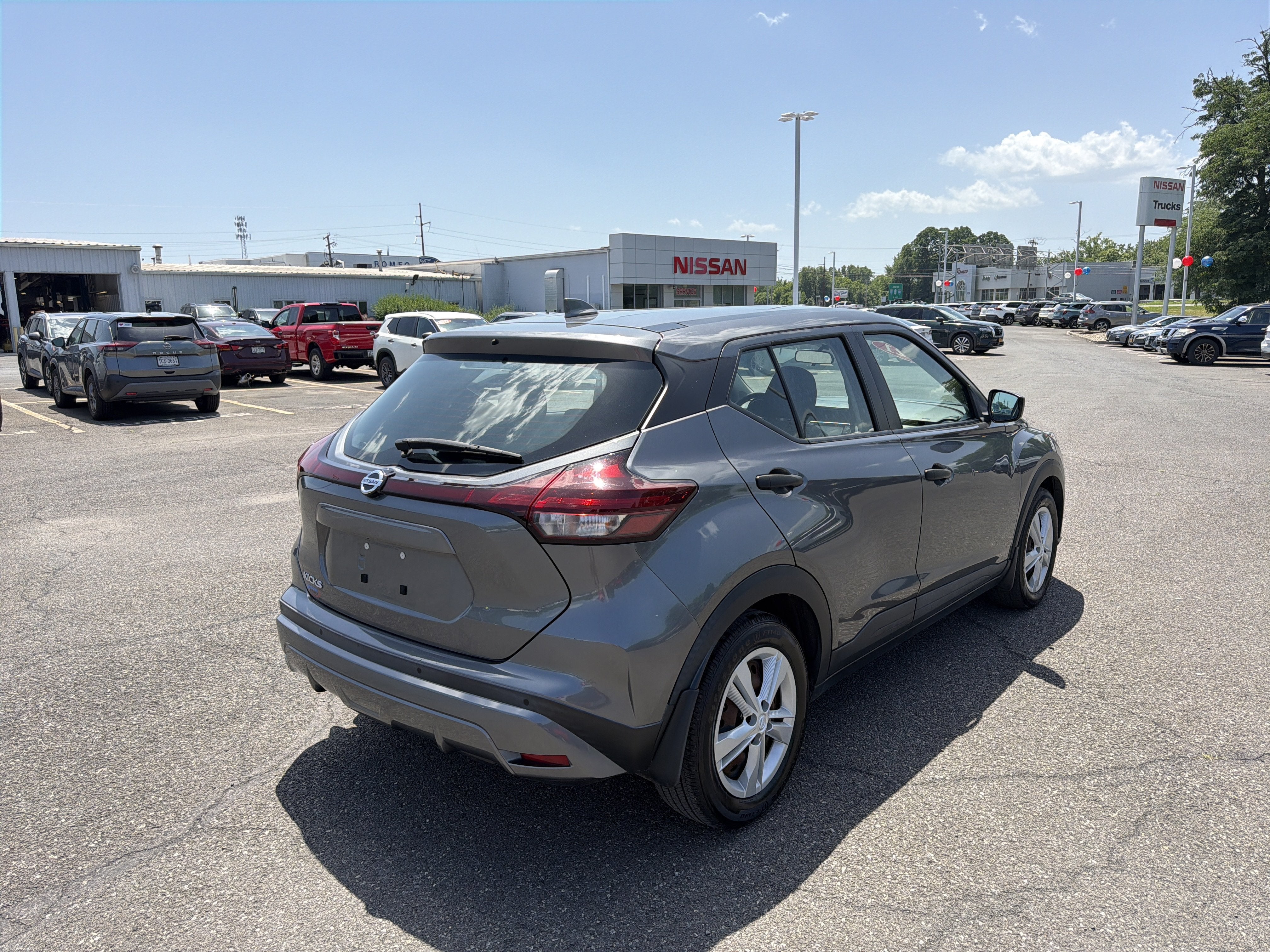 2021 Nissan Kicks S
