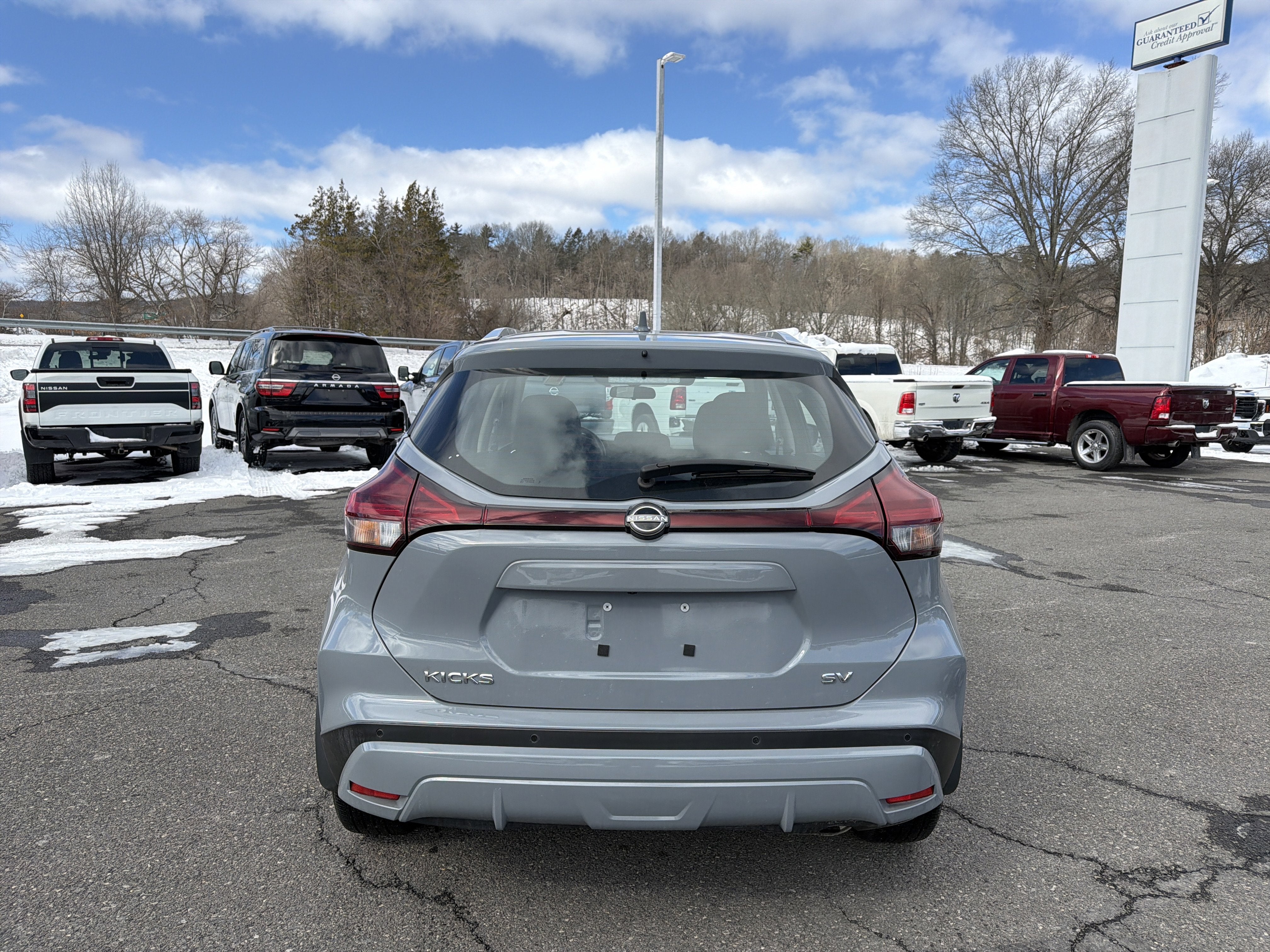 2023 Nissan Kicks SV