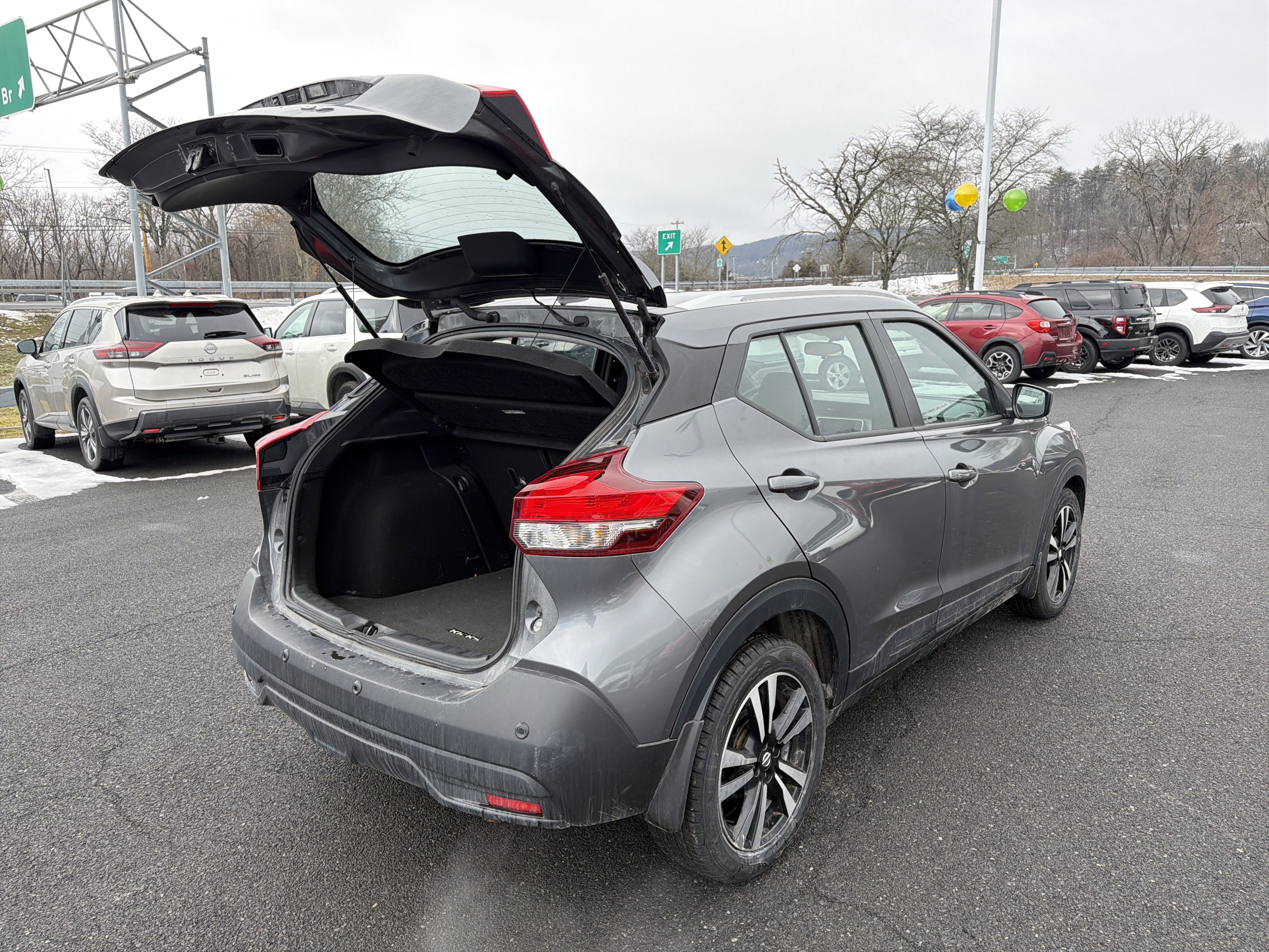 2020 Nissan Kicks SV