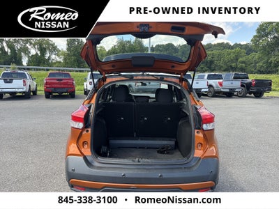 2020 Nissan Kicks SR