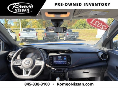 2021 Nissan Kicks SR