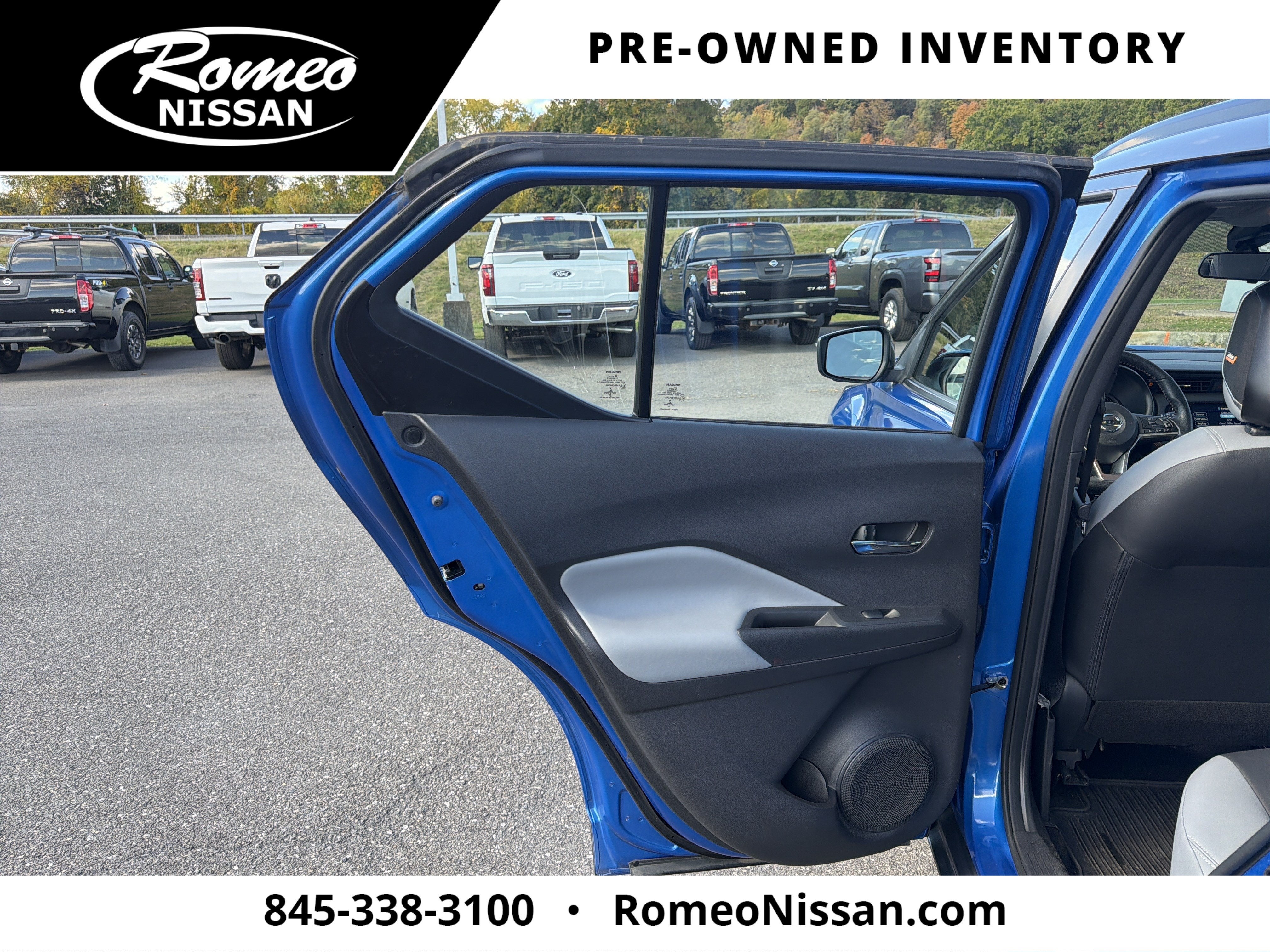 2021 Nissan Kicks SR