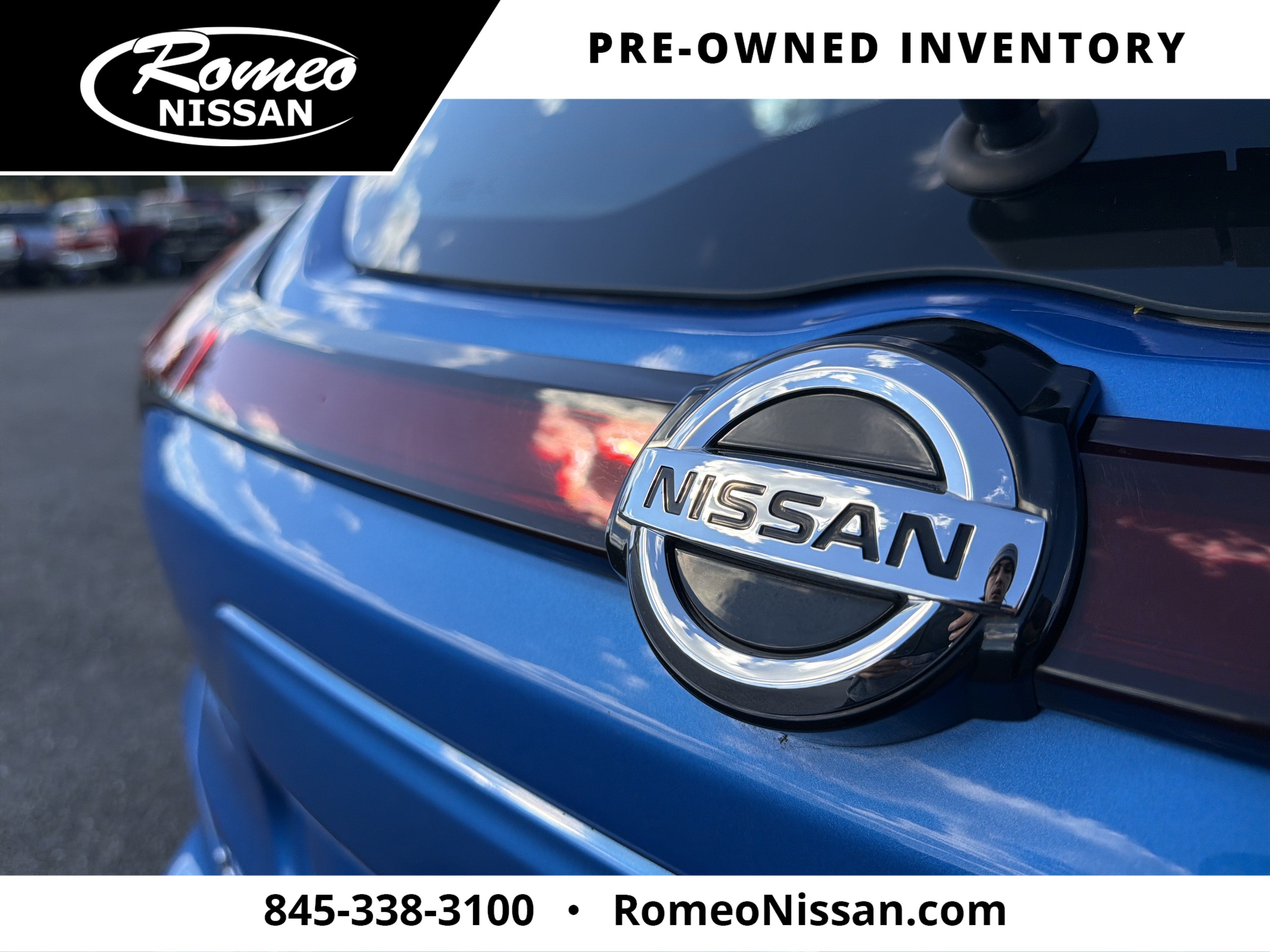 2021 Nissan Kicks SR