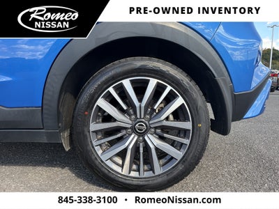 2021 Nissan Kicks SR