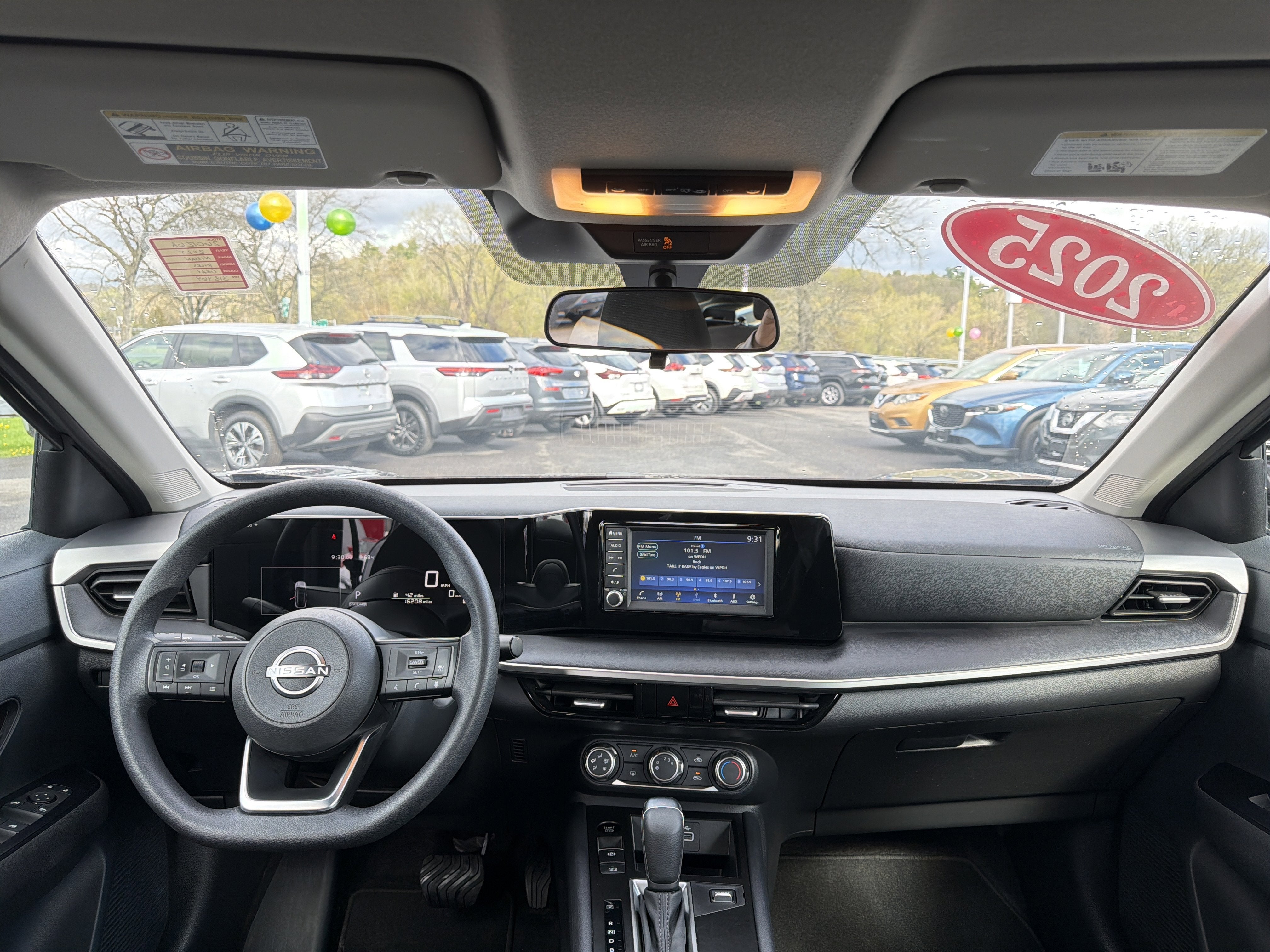 2025 Nissan Kicks S