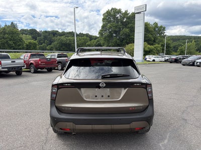 2025 Nissan Kicks SR