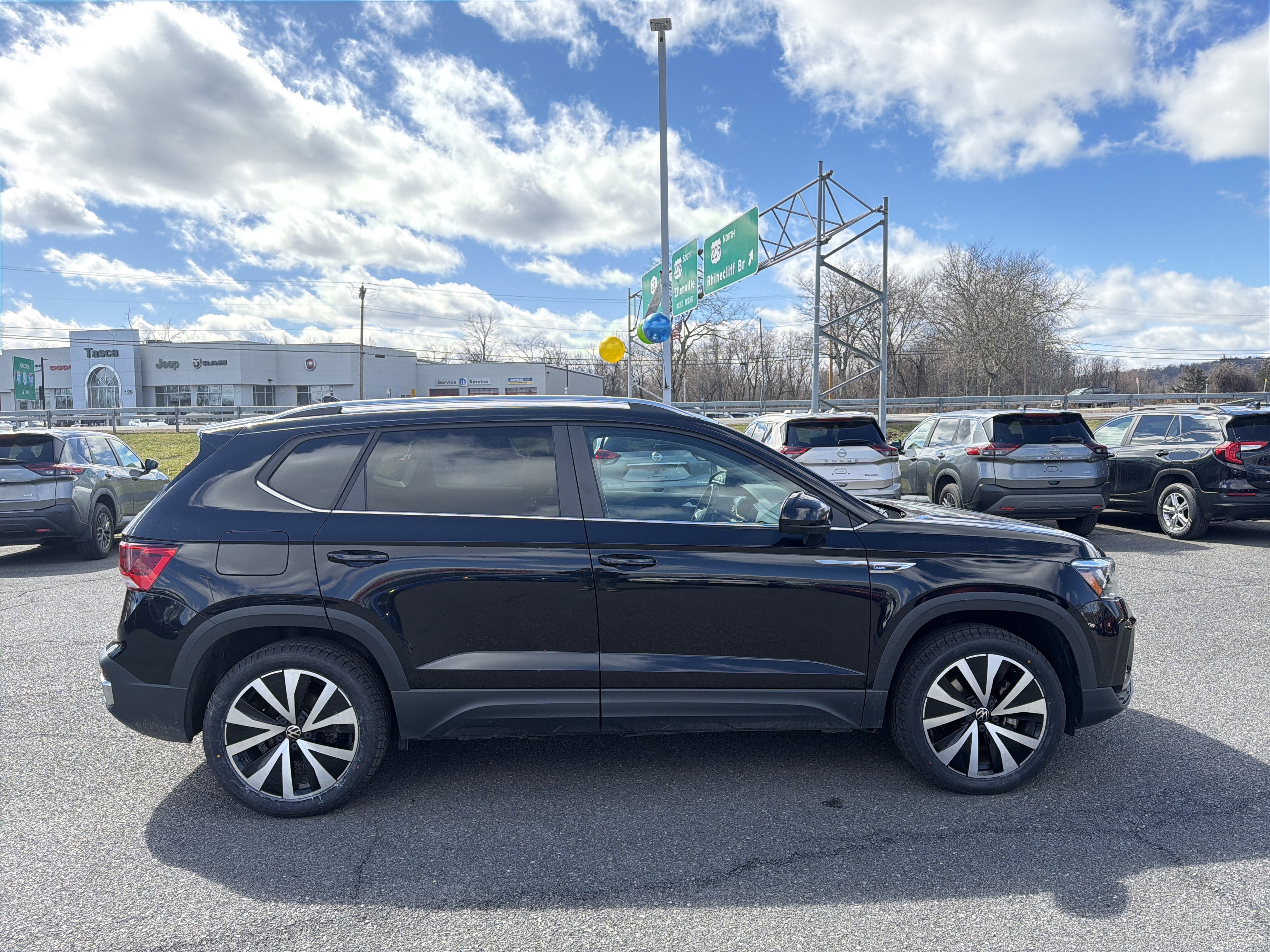 2022 Volkswagen Taos 1.5T SE