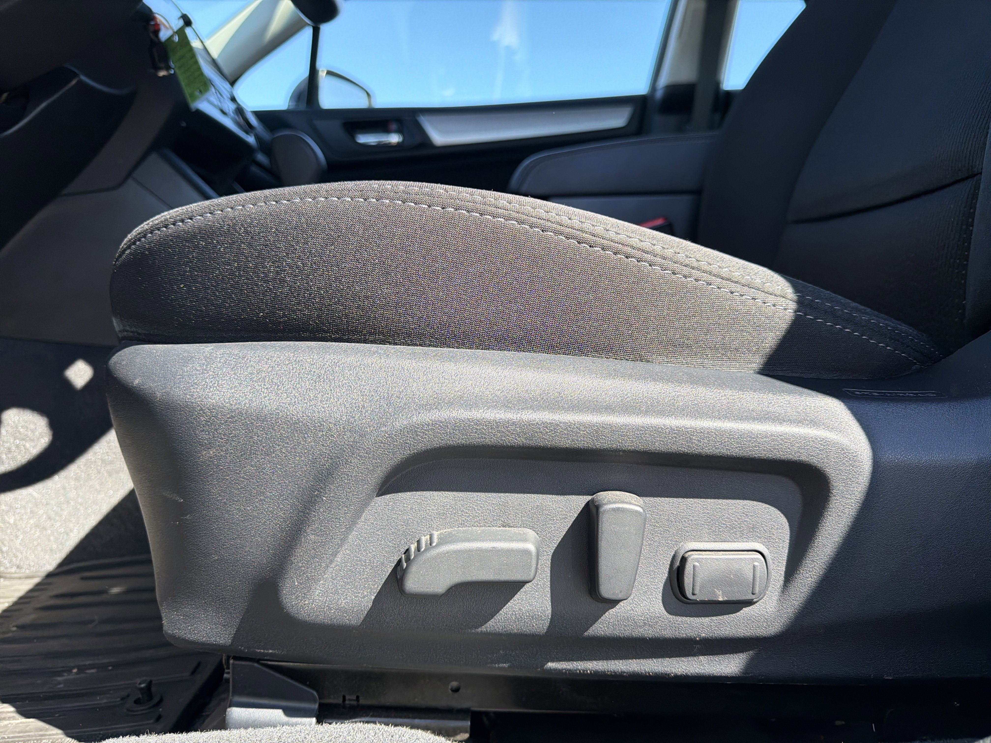 2015 Subaru Legacy 2.5i Premium