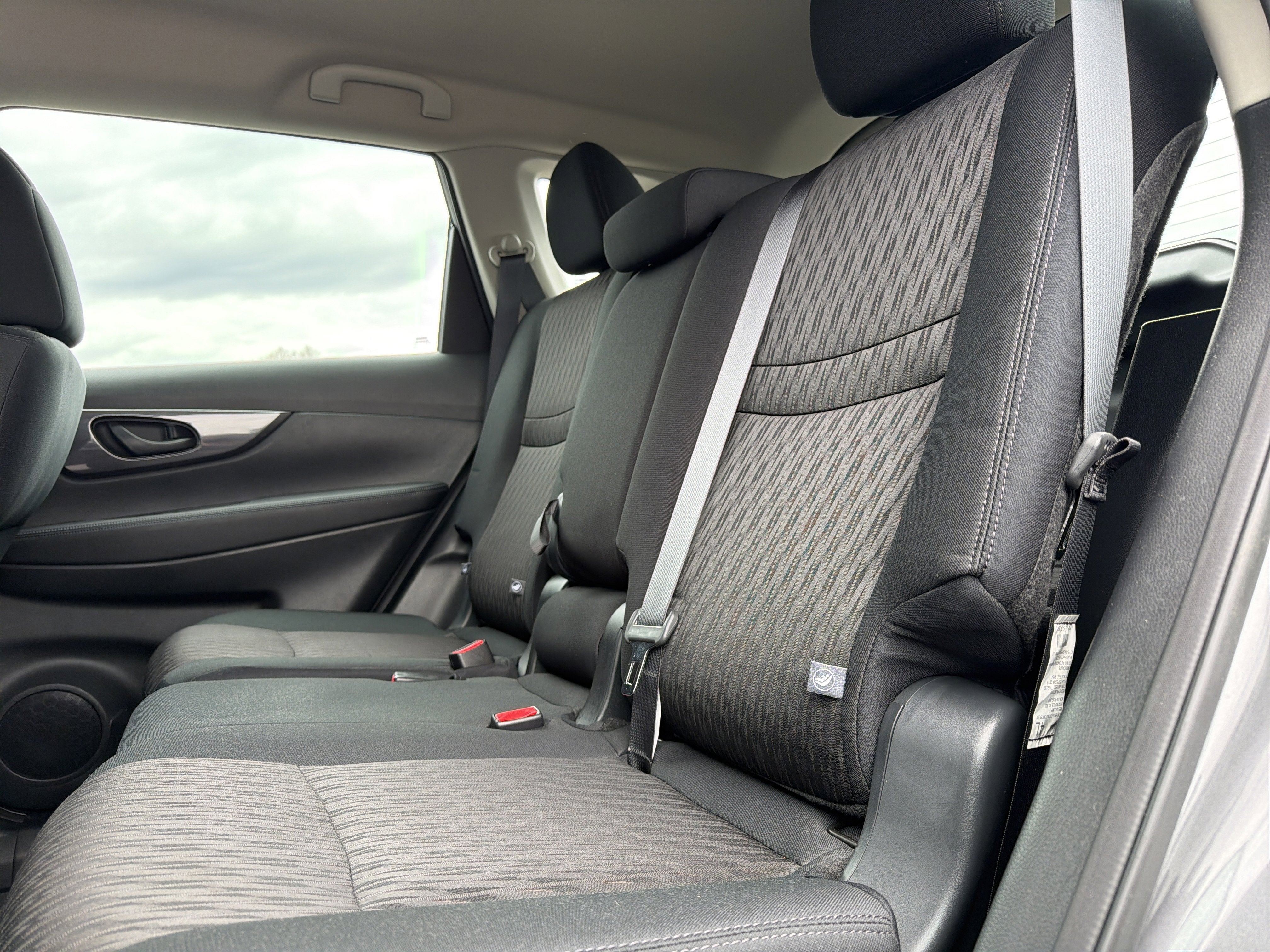 2019 Nissan Rogue S
