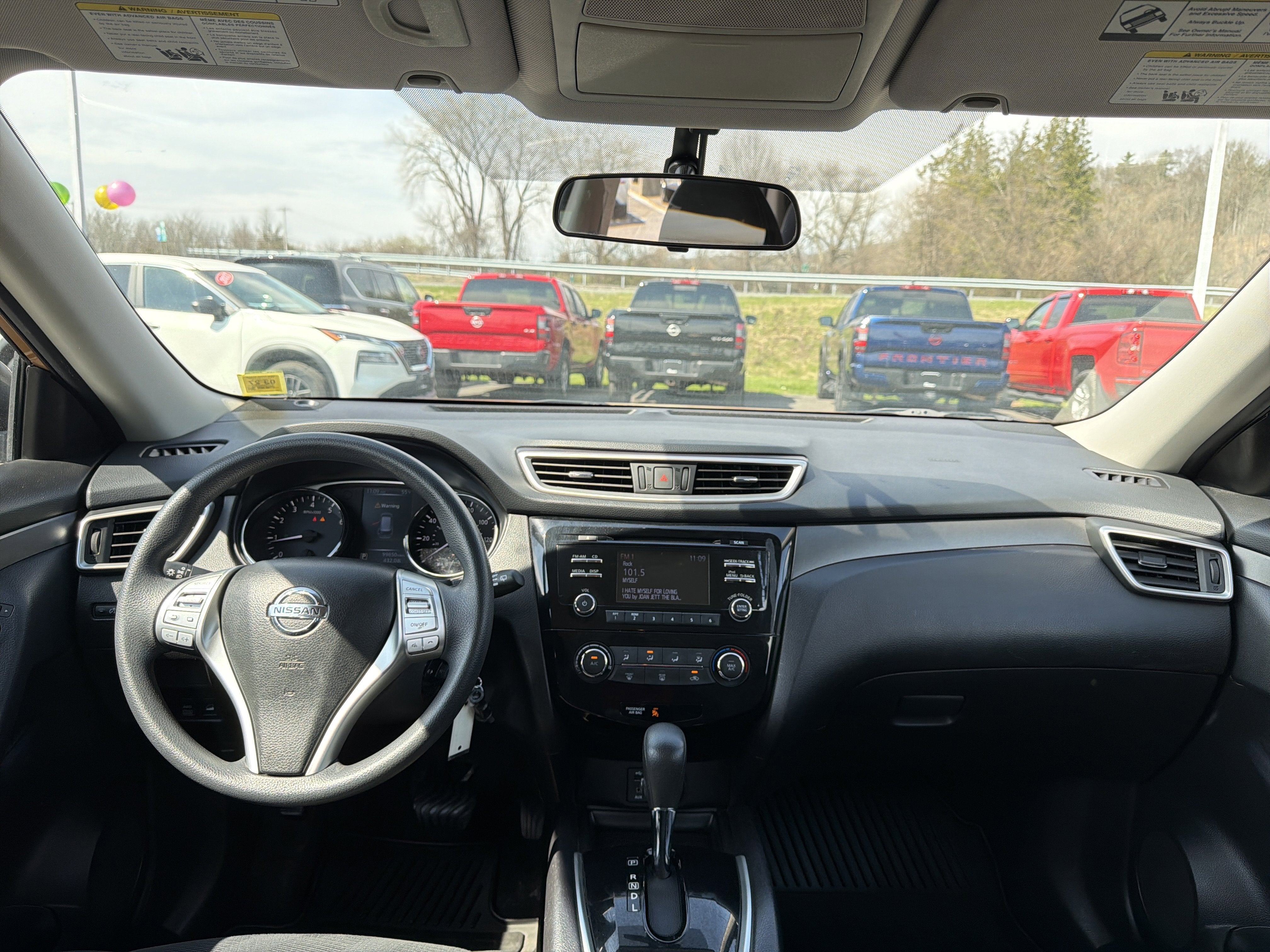 2014 Nissan Rogue S