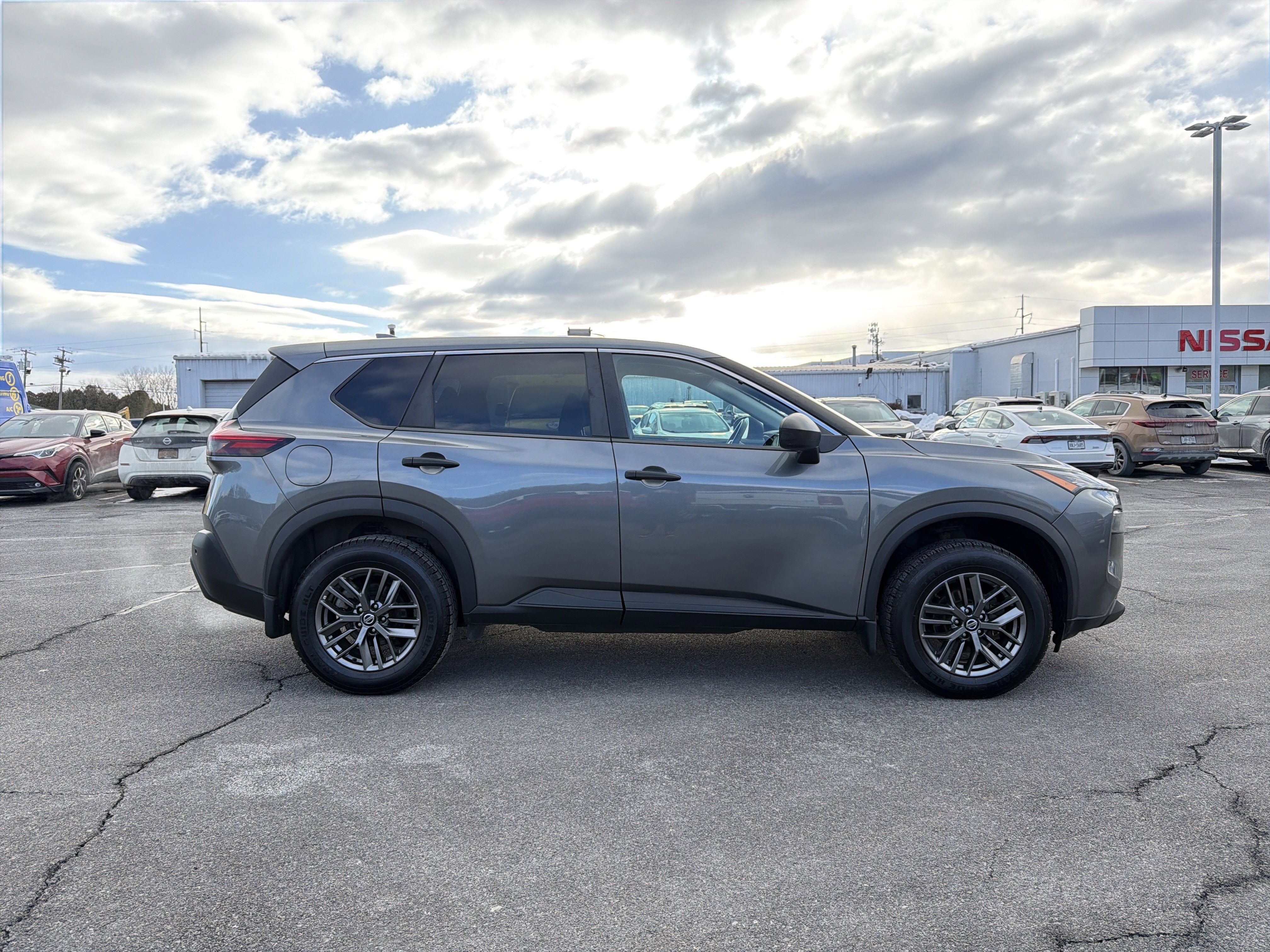 2021 Nissan Rogue S