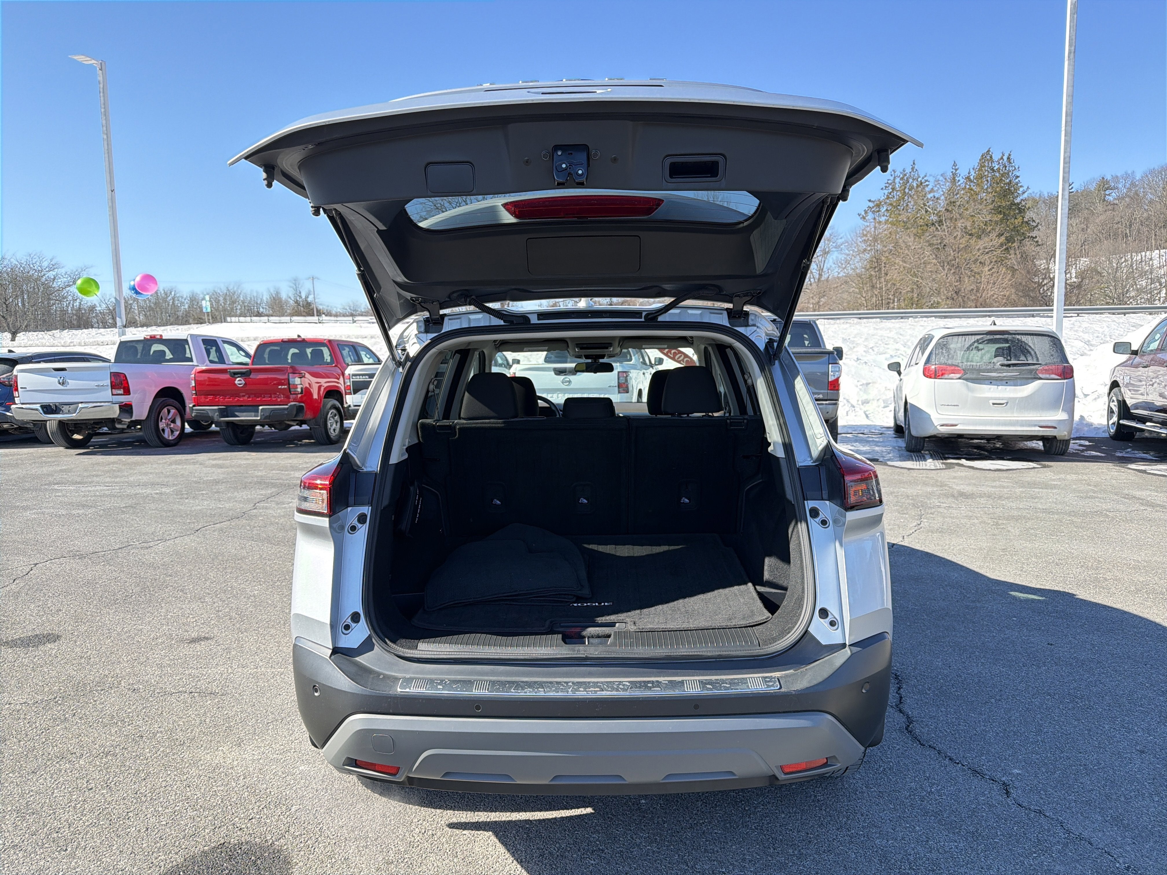 2021 Nissan Rogue SV