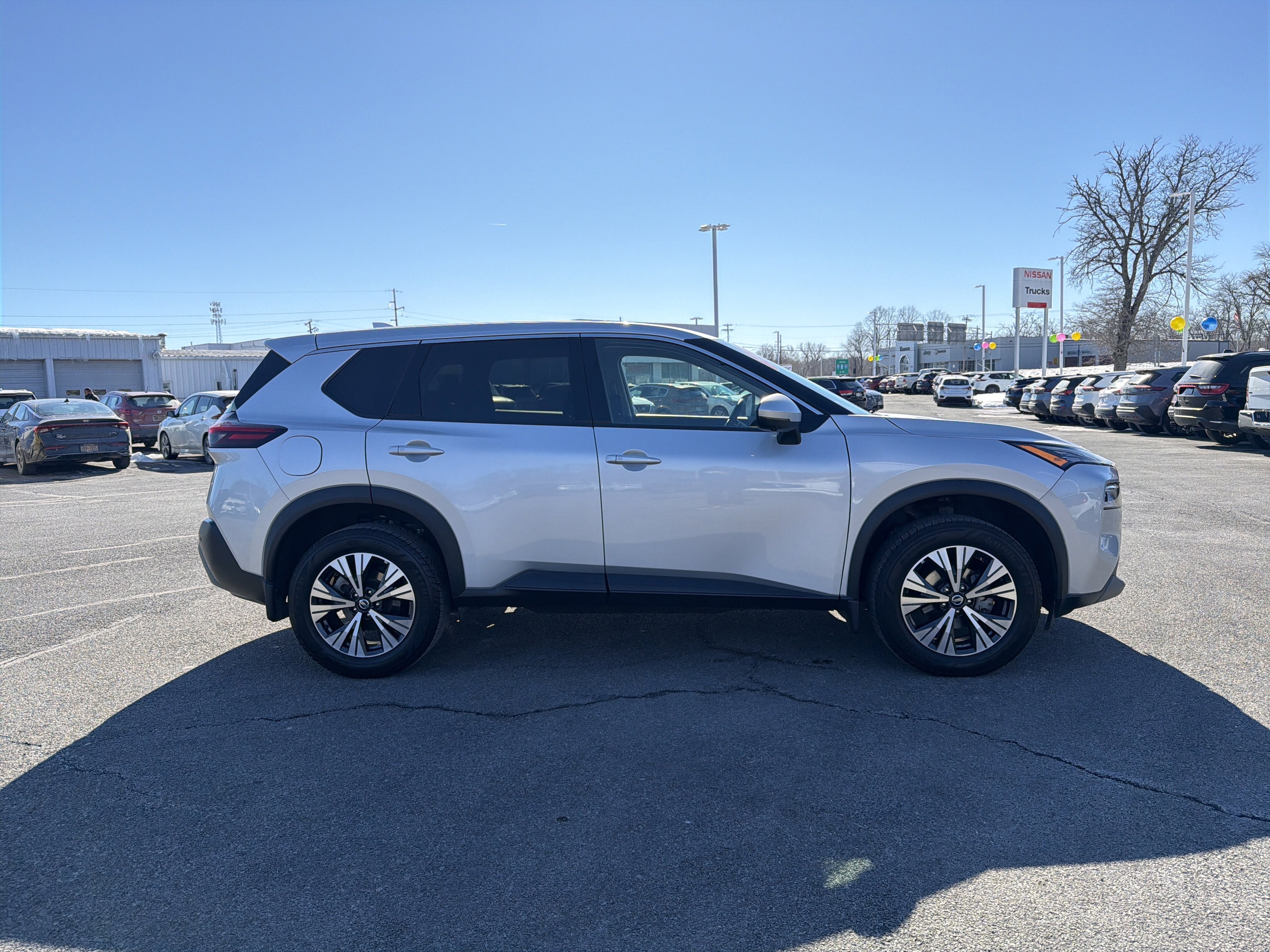 2021 Nissan Rogue SV