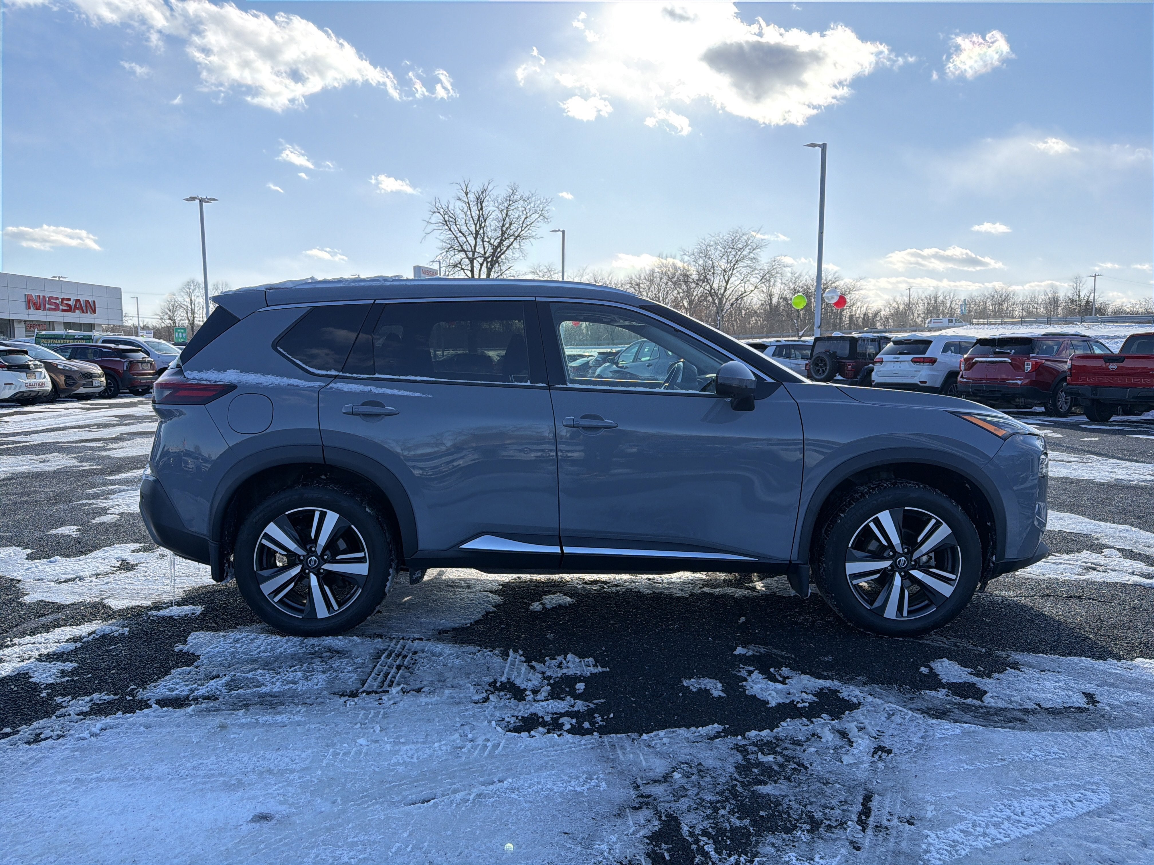2021 Nissan Rogue SL