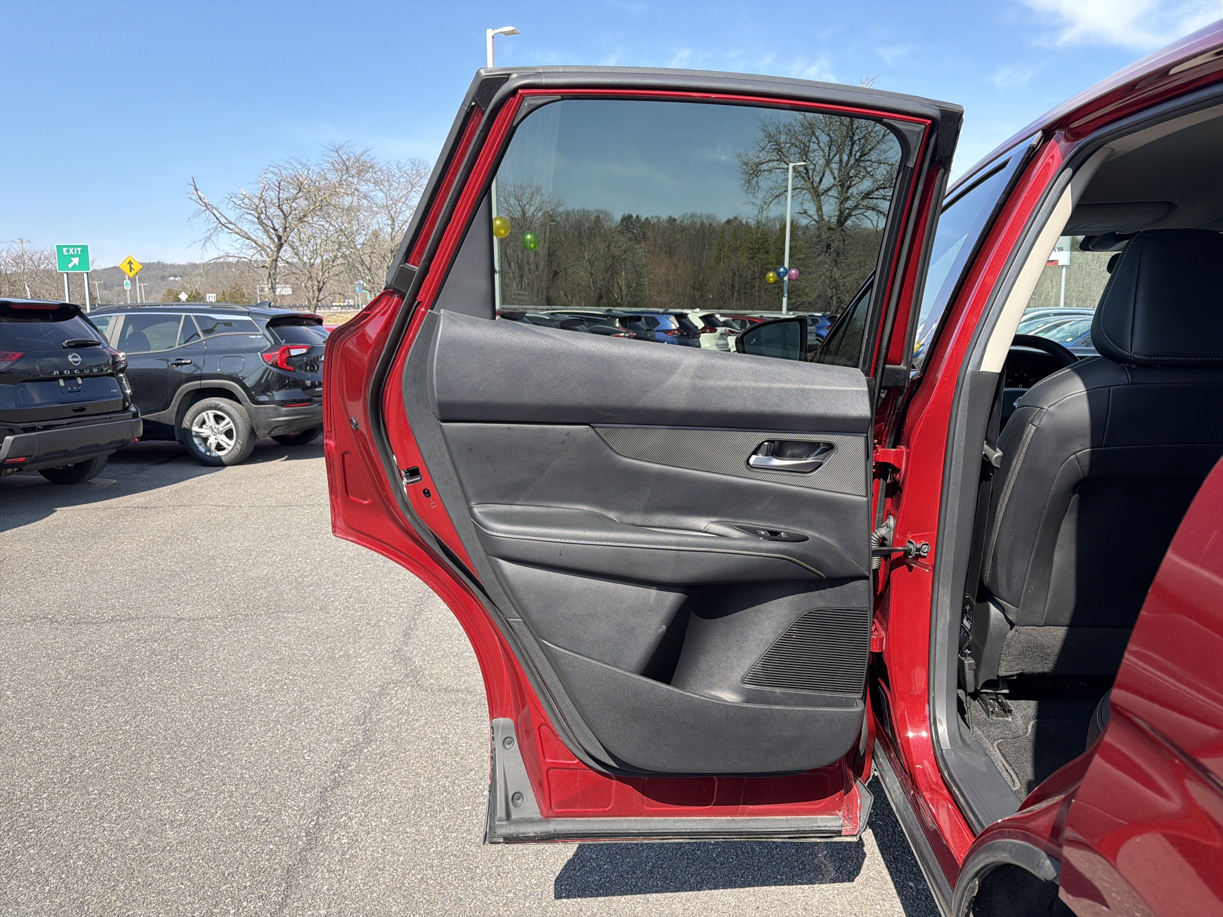 2025 Nissan Murano SV