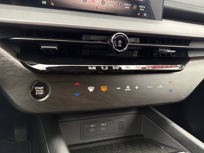 2025 Nissan Murano SV