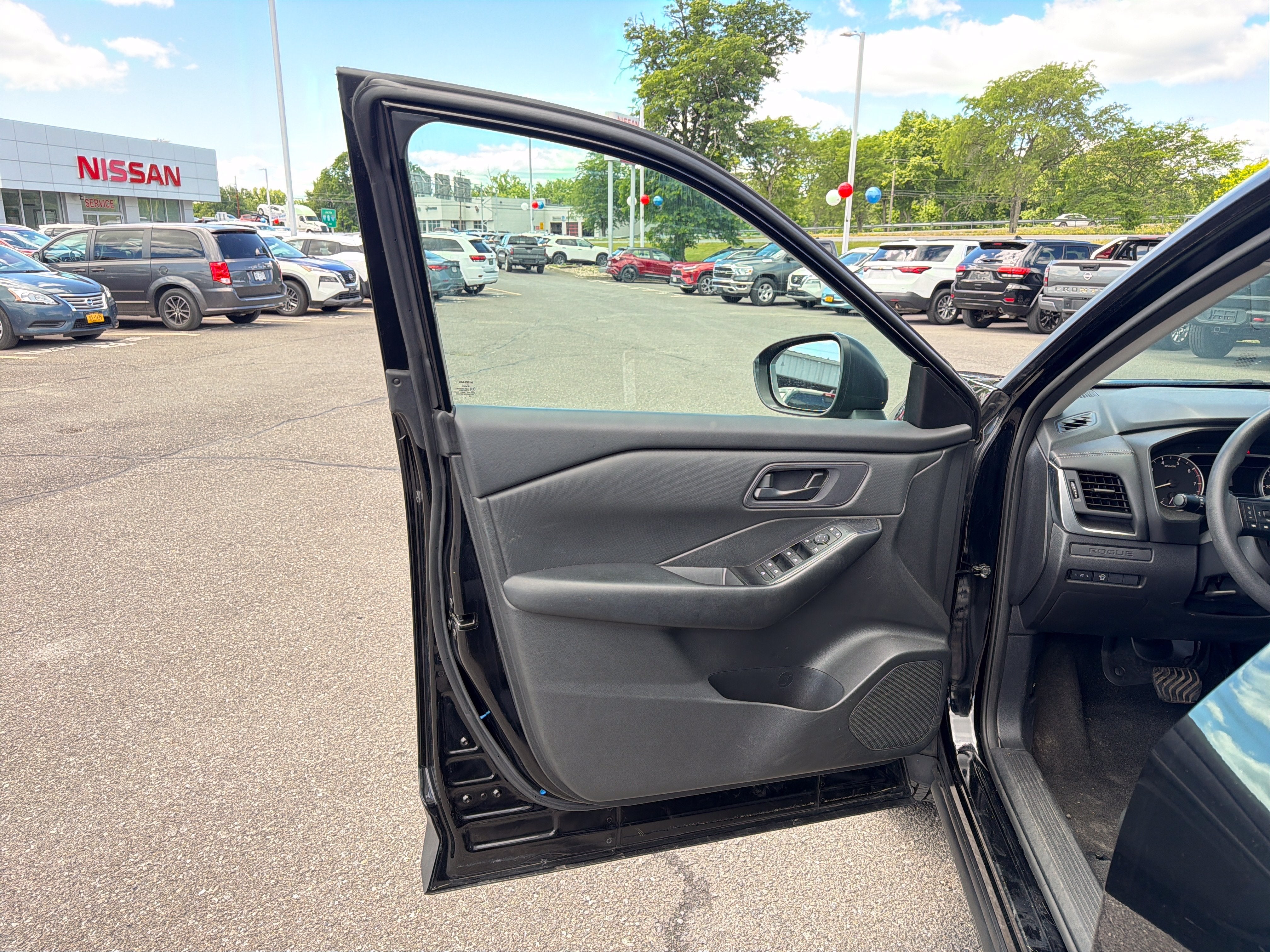 2024 Nissan Rogue S