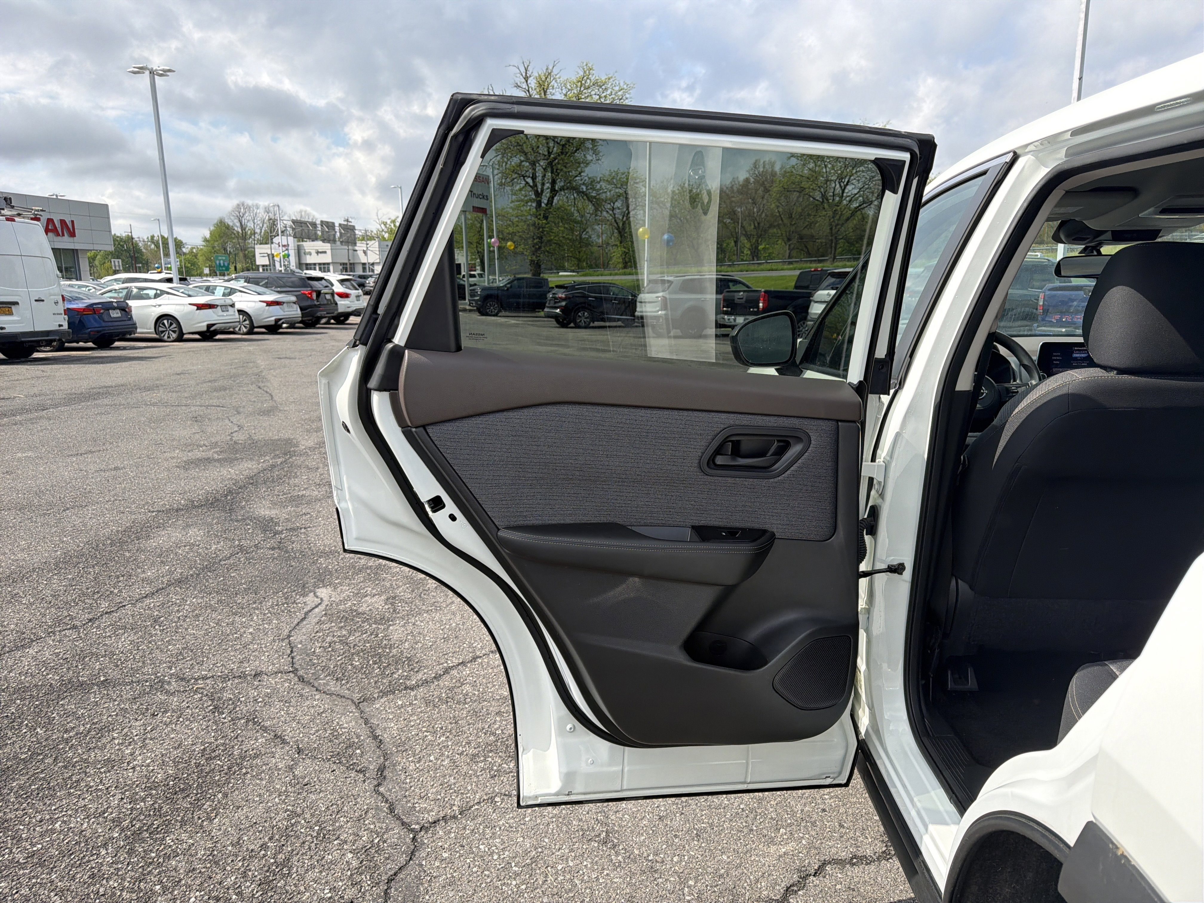 2022 Nissan Rogue S