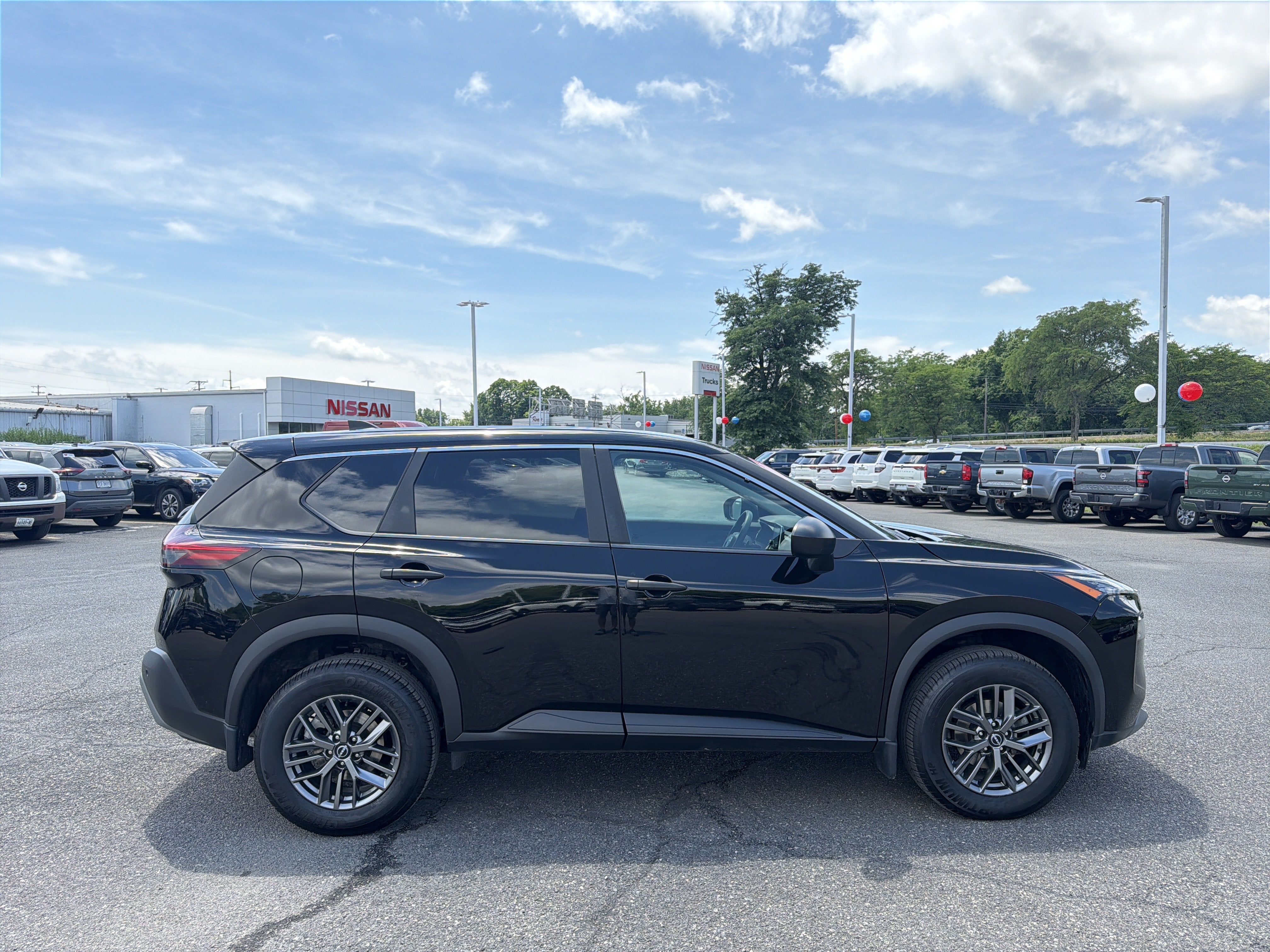 2023 Nissan Rogue S