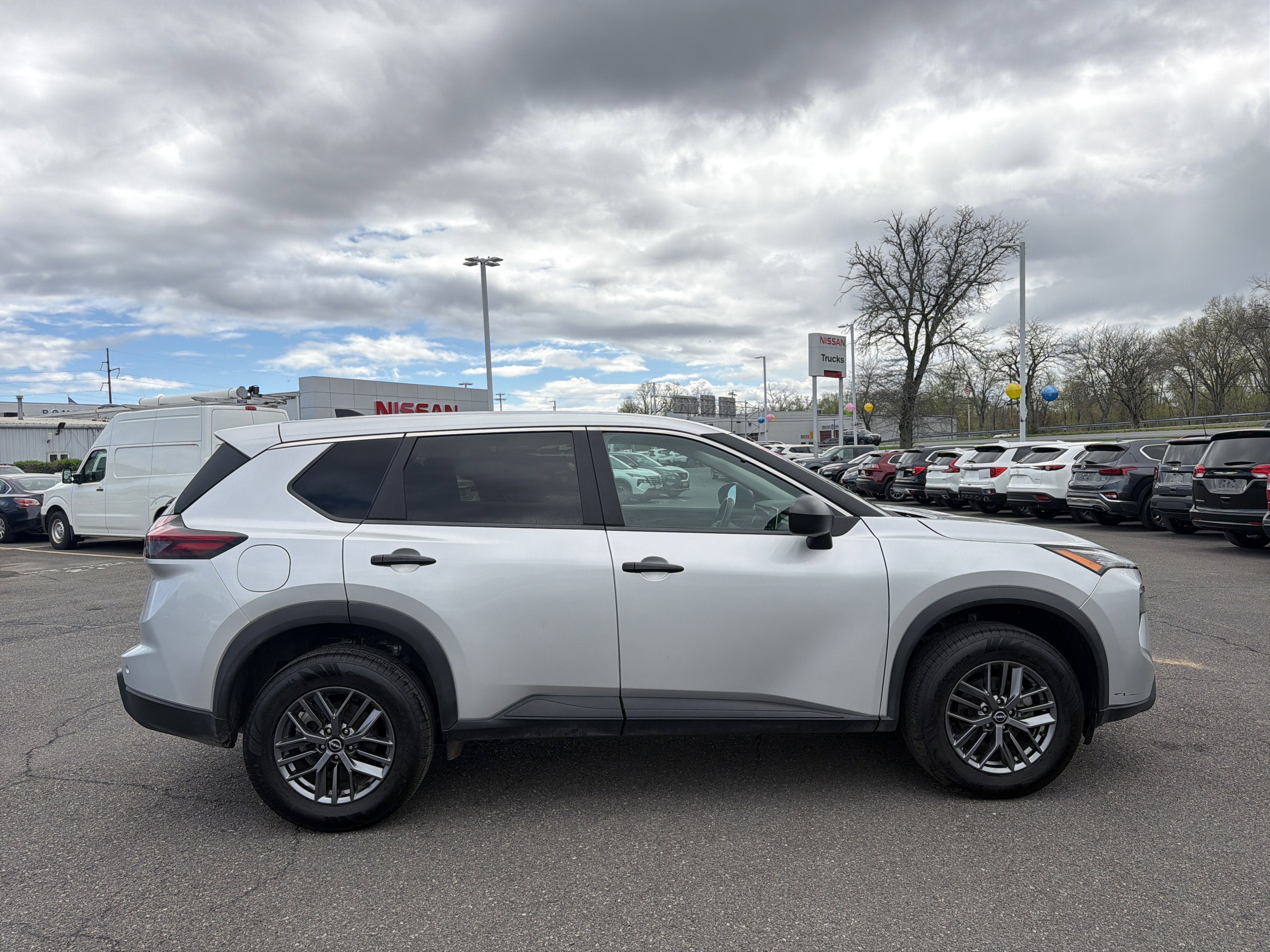 2024 Nissan Rogue S