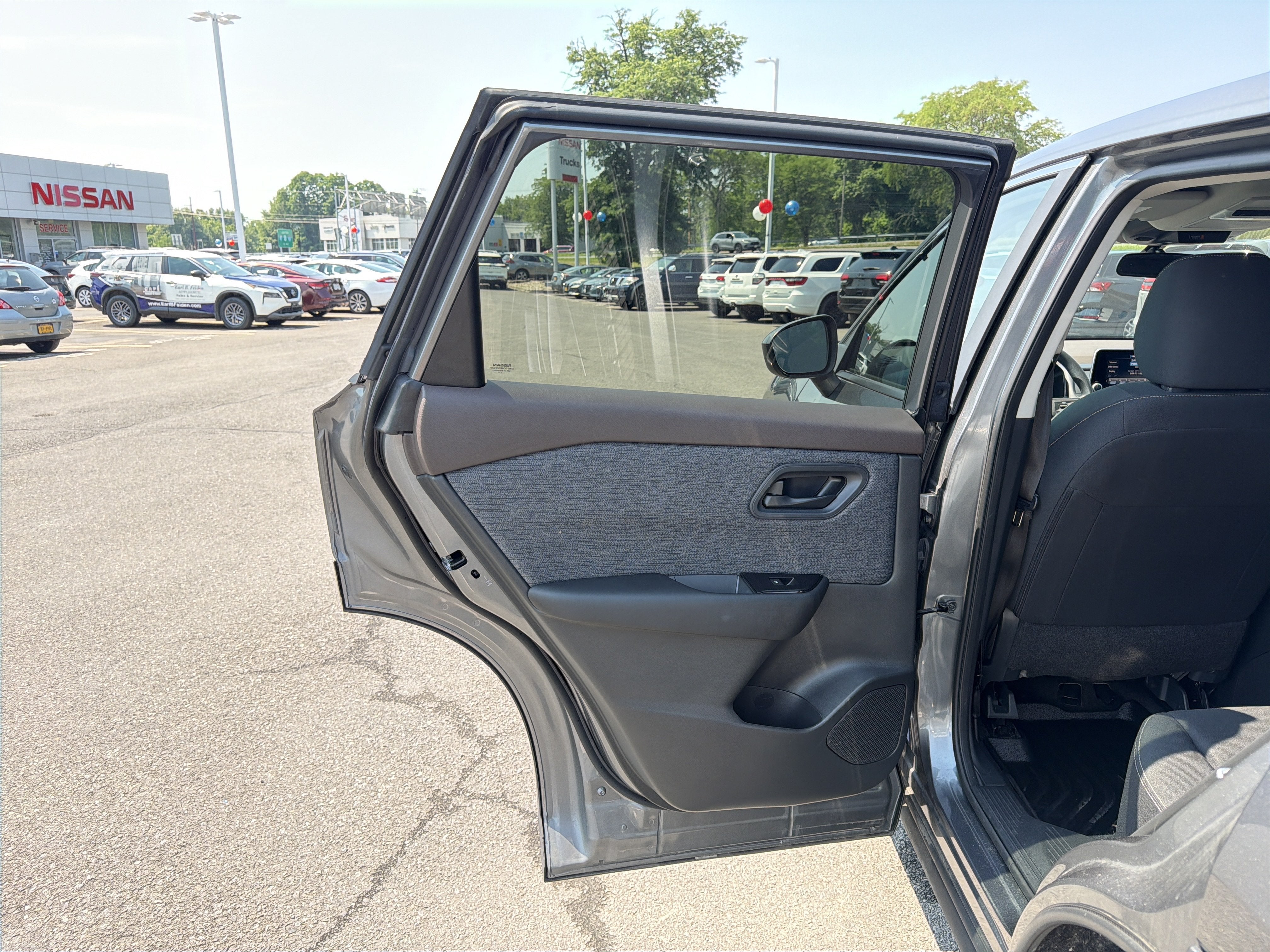 2023 Nissan Rogue S