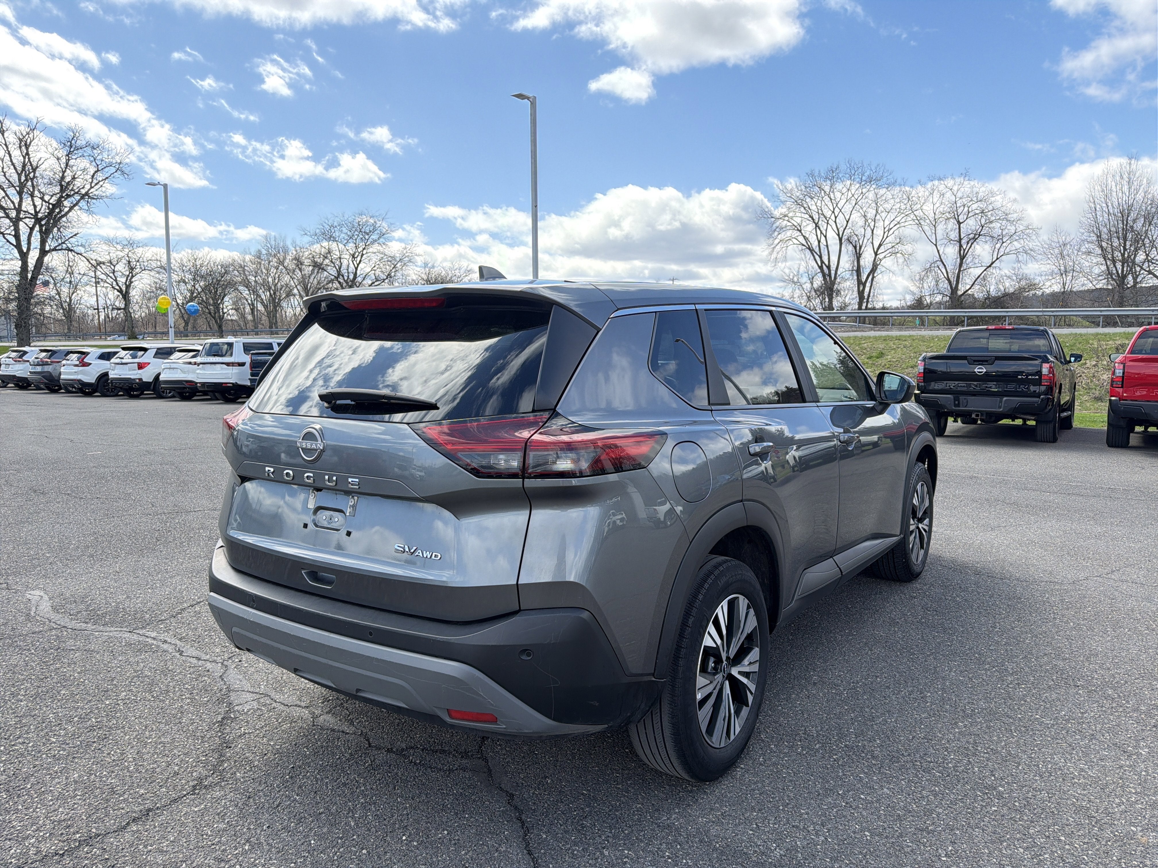 2023 Nissan Rogue SV