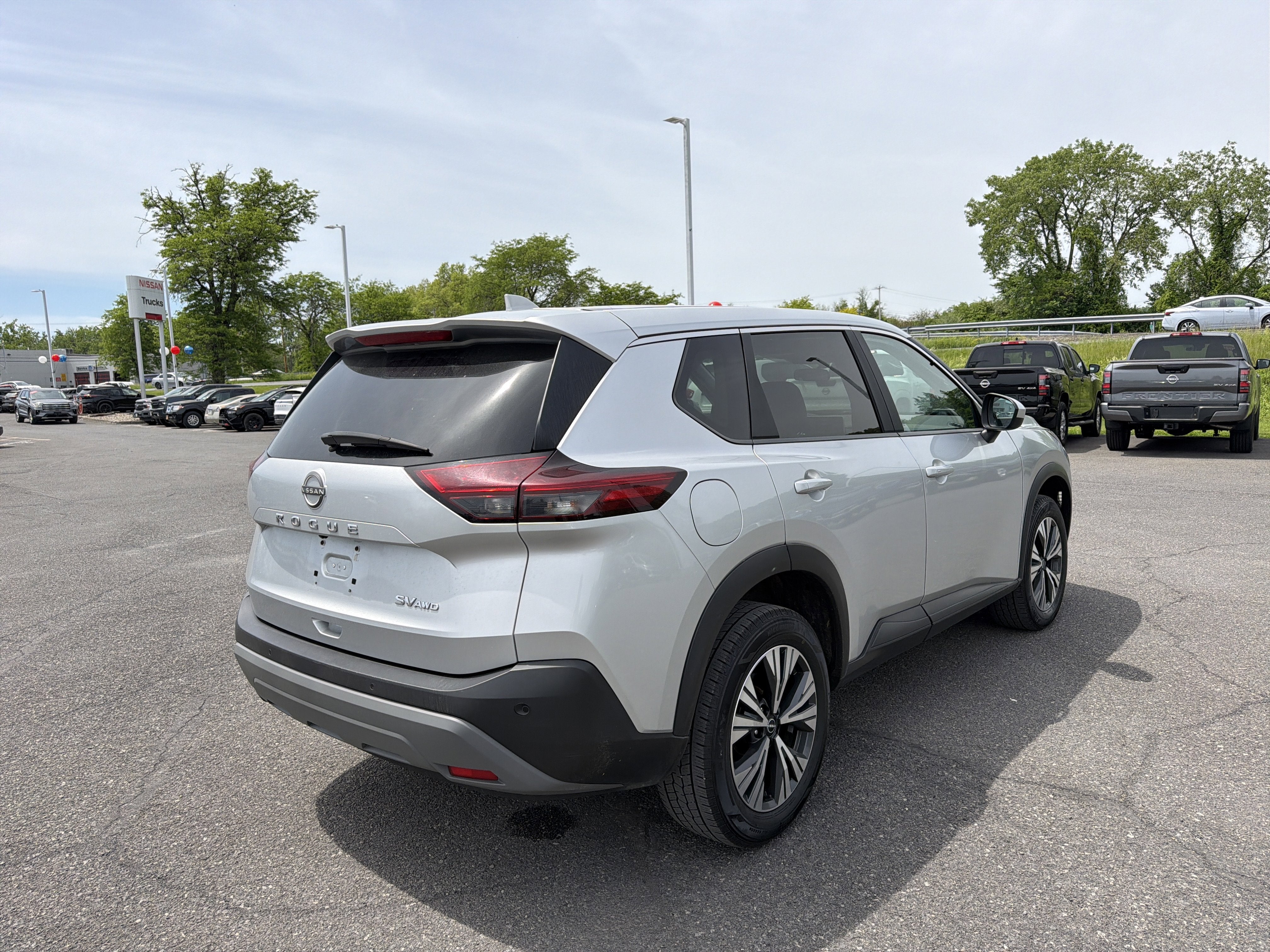 2023 Nissan Rogue SV