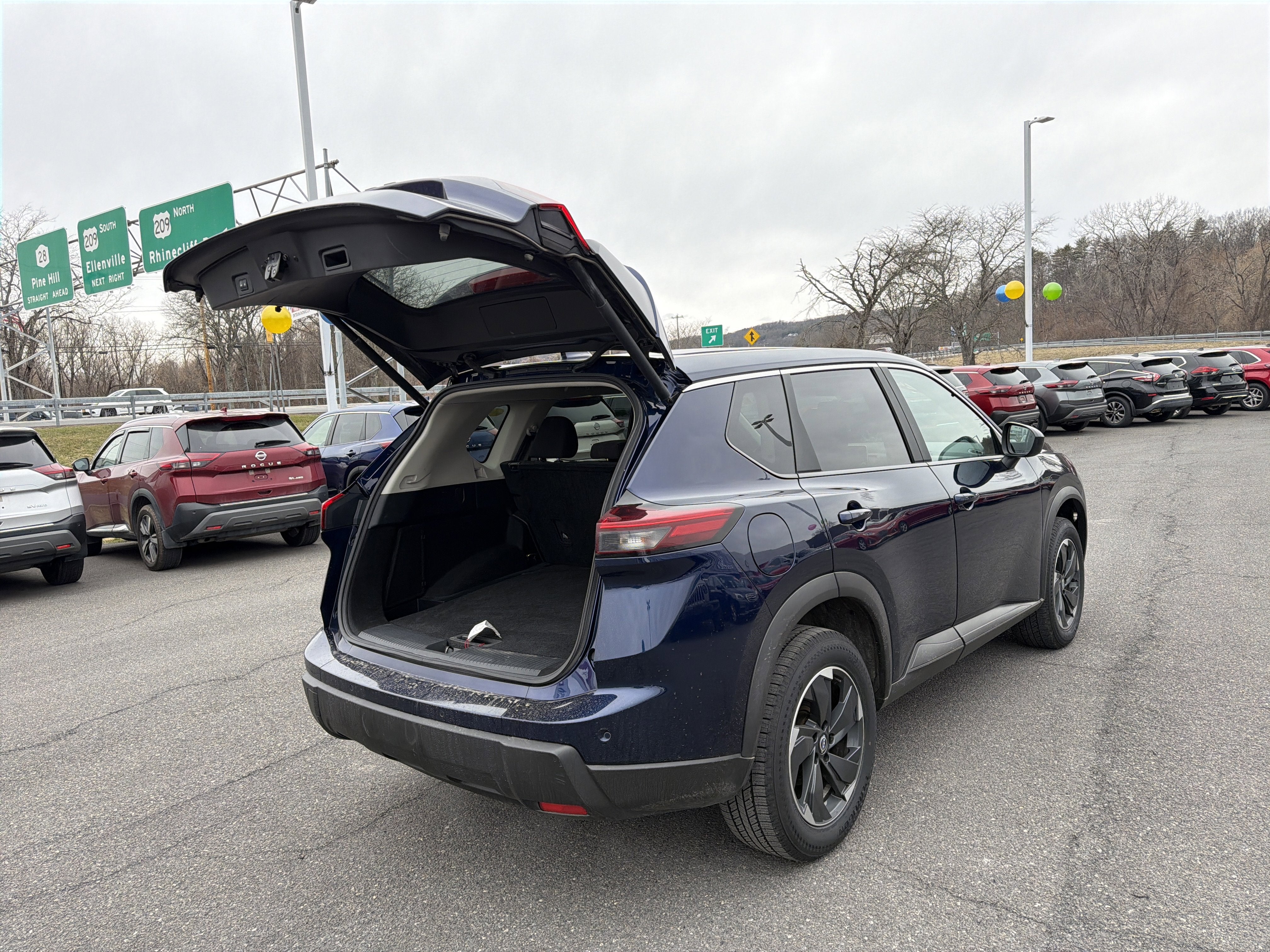 2024 Nissan Rogue SV