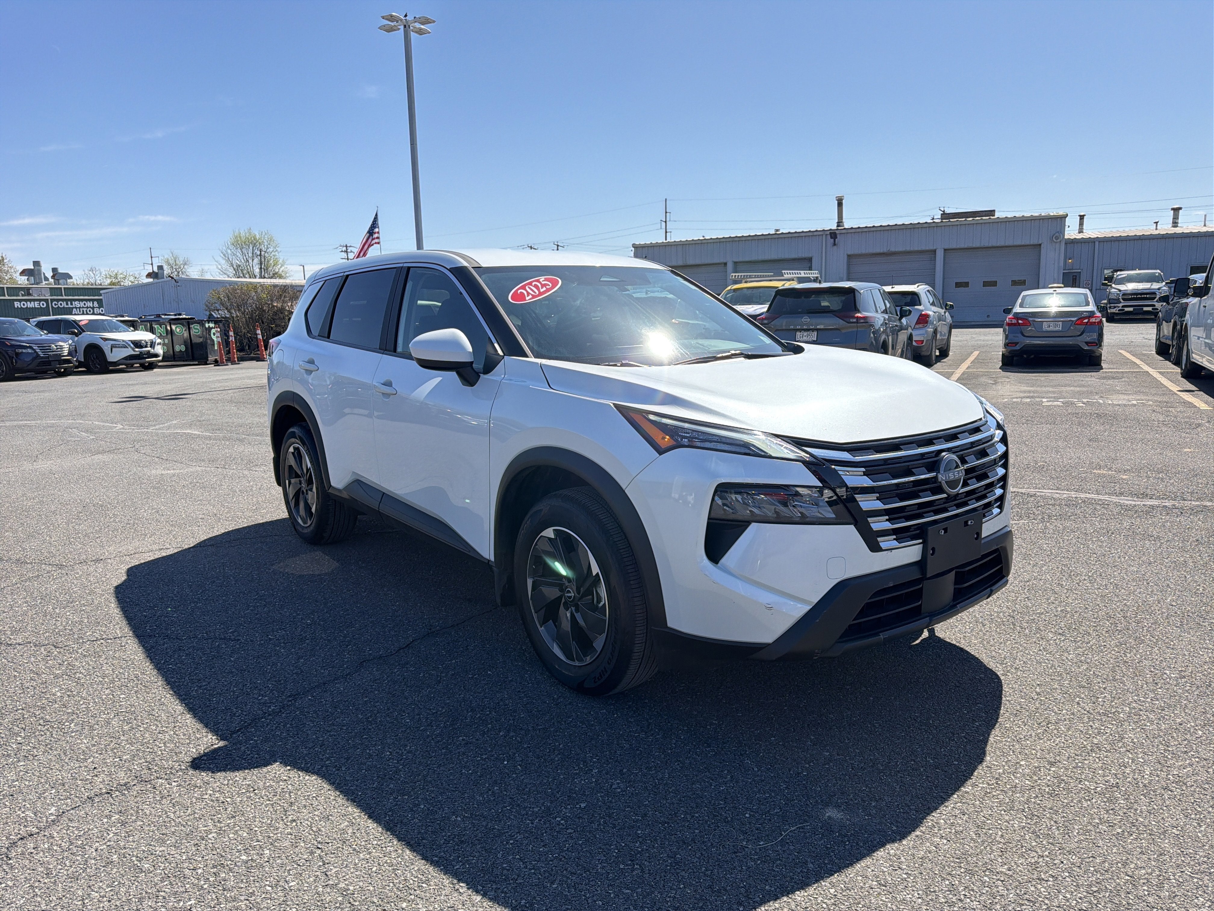 2025 Nissan Rogue SV
