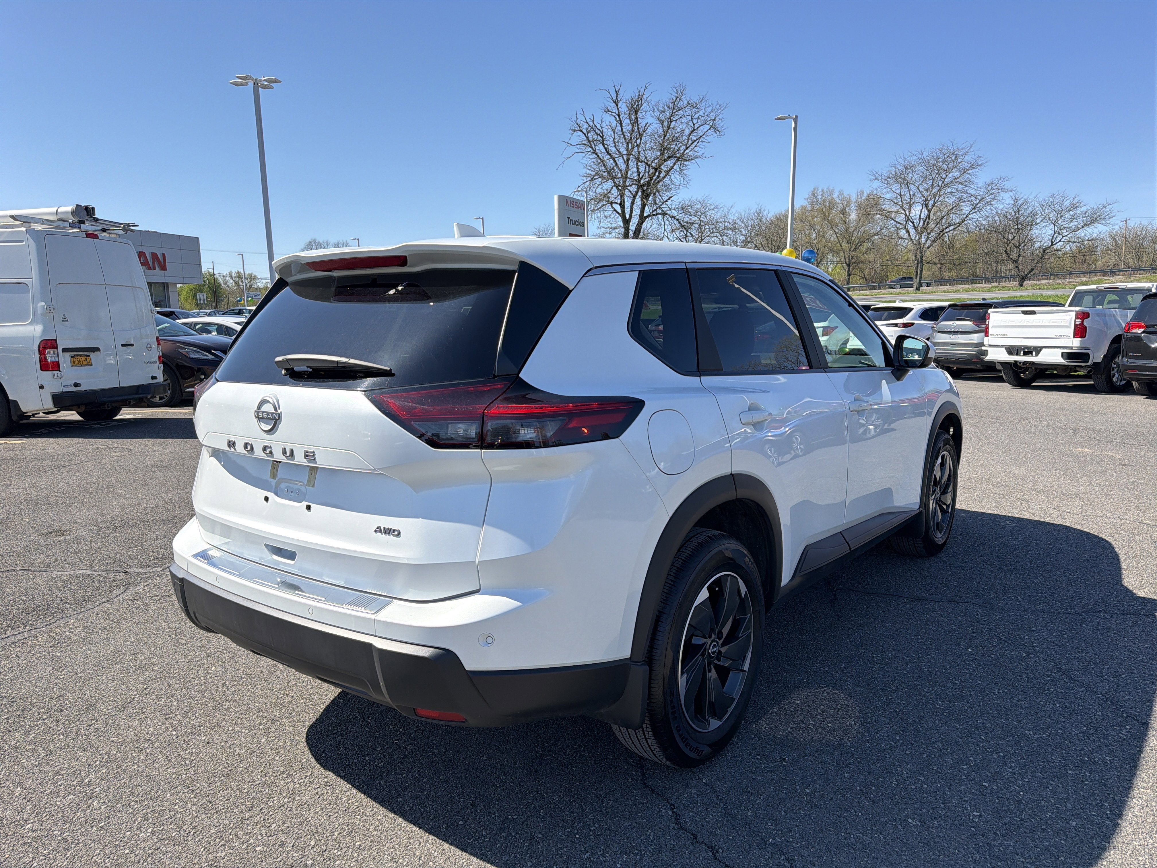 2025 Nissan Rogue SV