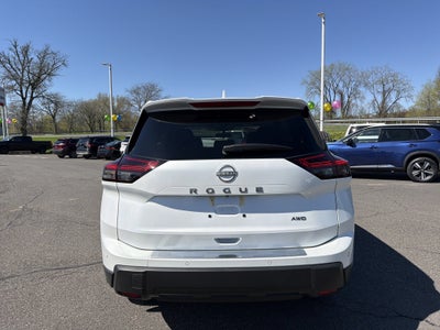 2025 Nissan Rogue SV