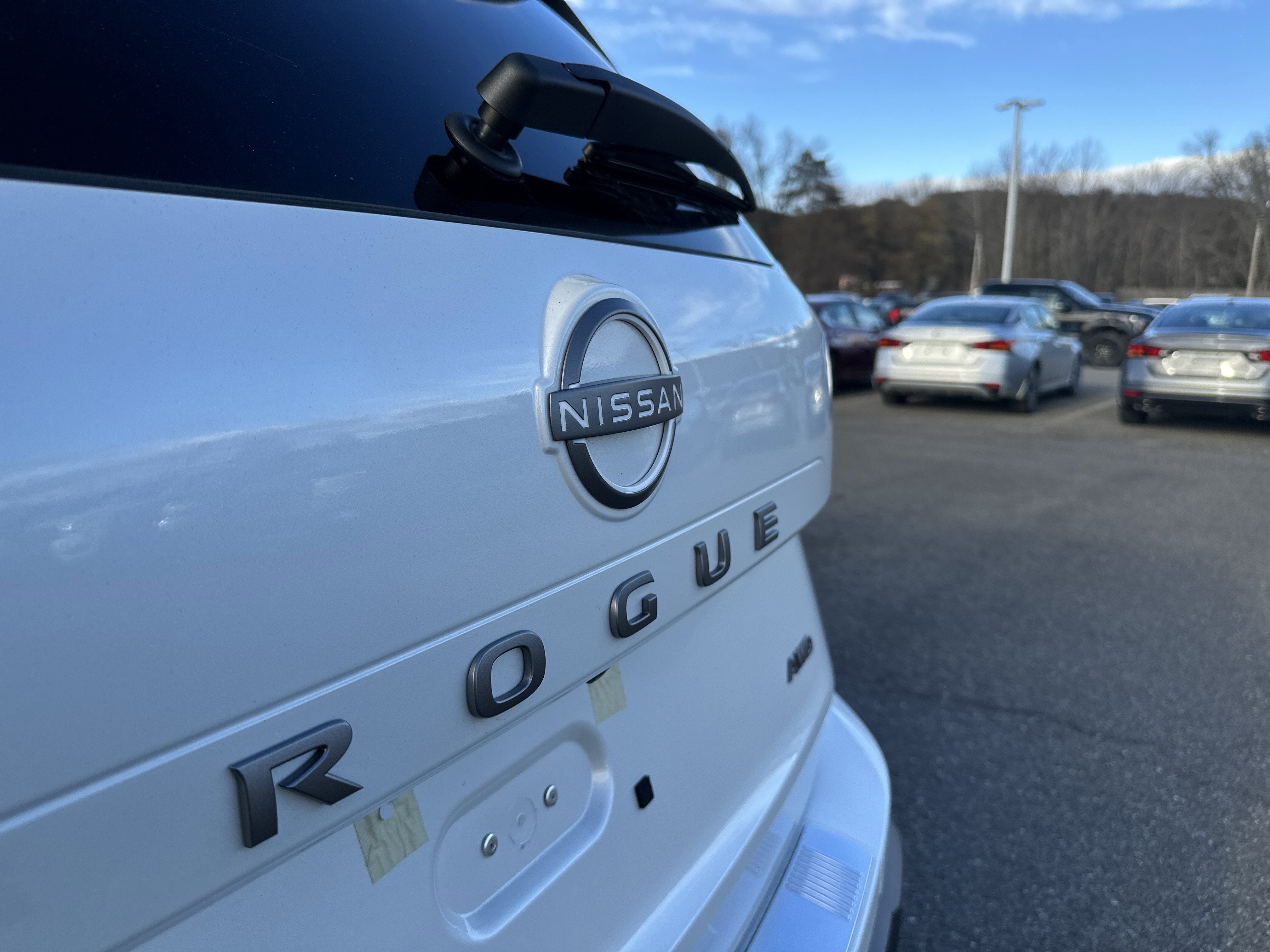 2026 Nissan Rogue SV