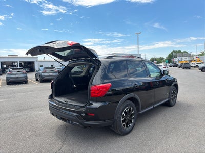 2020 Nissan Pathfinder SV