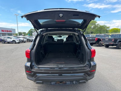2020 Nissan Pathfinder SV