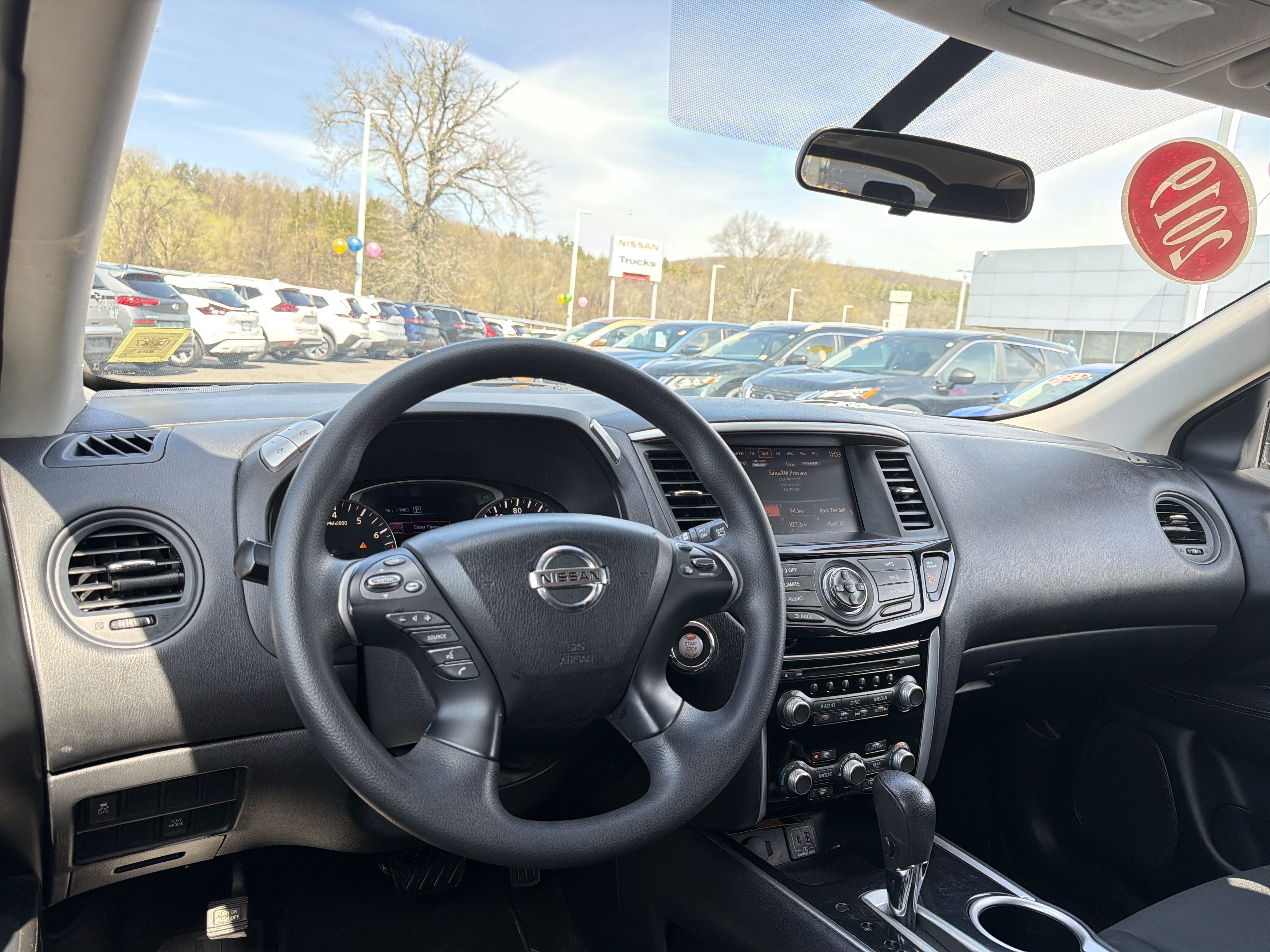 2019 Nissan Pathfinder S