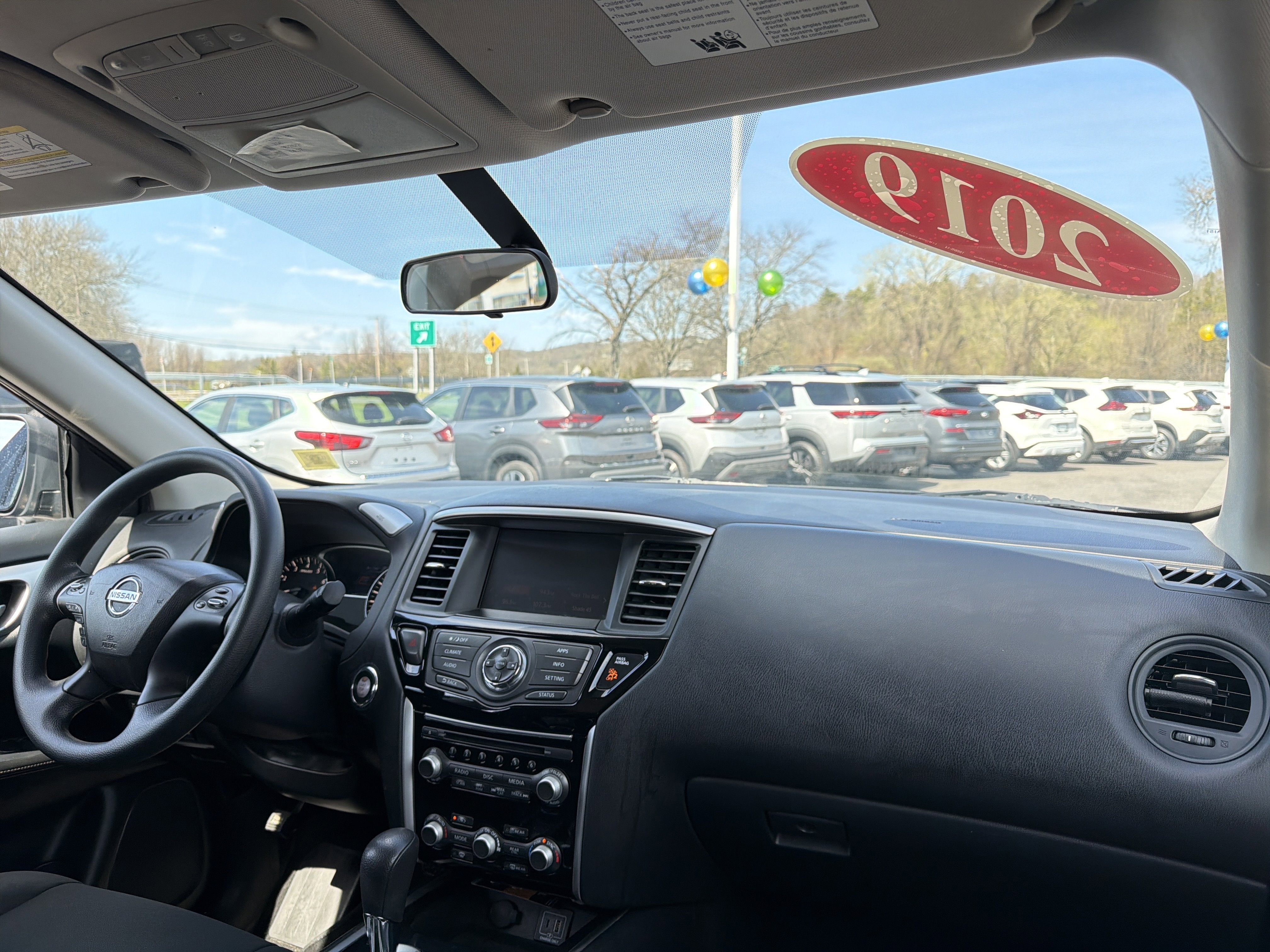 2019 Nissan Pathfinder S