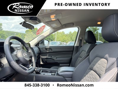 2025 Nissan Pathfinder S