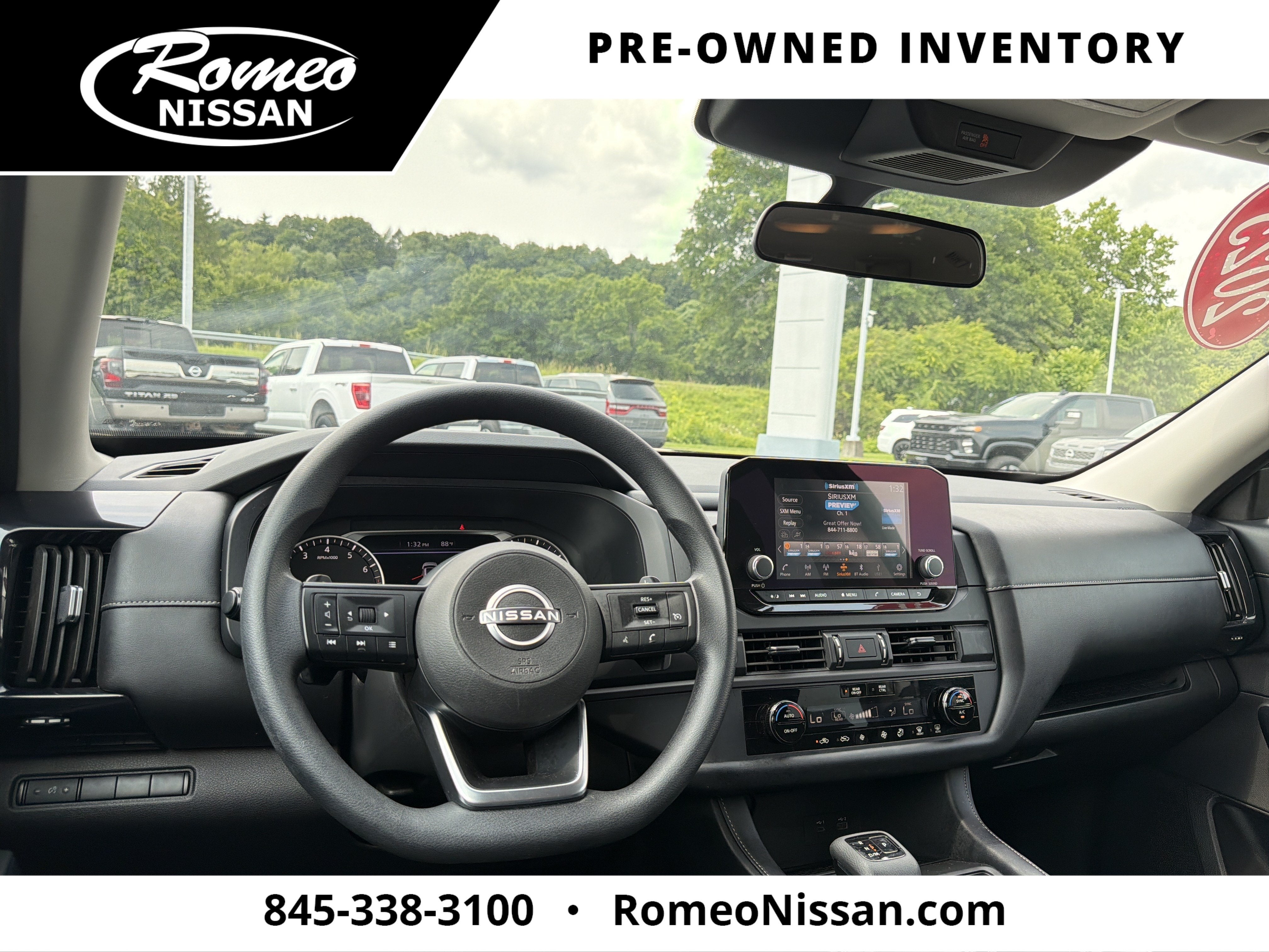 2025 Nissan Pathfinder S