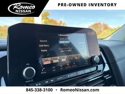 2024 Nissan Pathfinder SV
