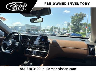 2023 Nissan Pathfinder Platinum
