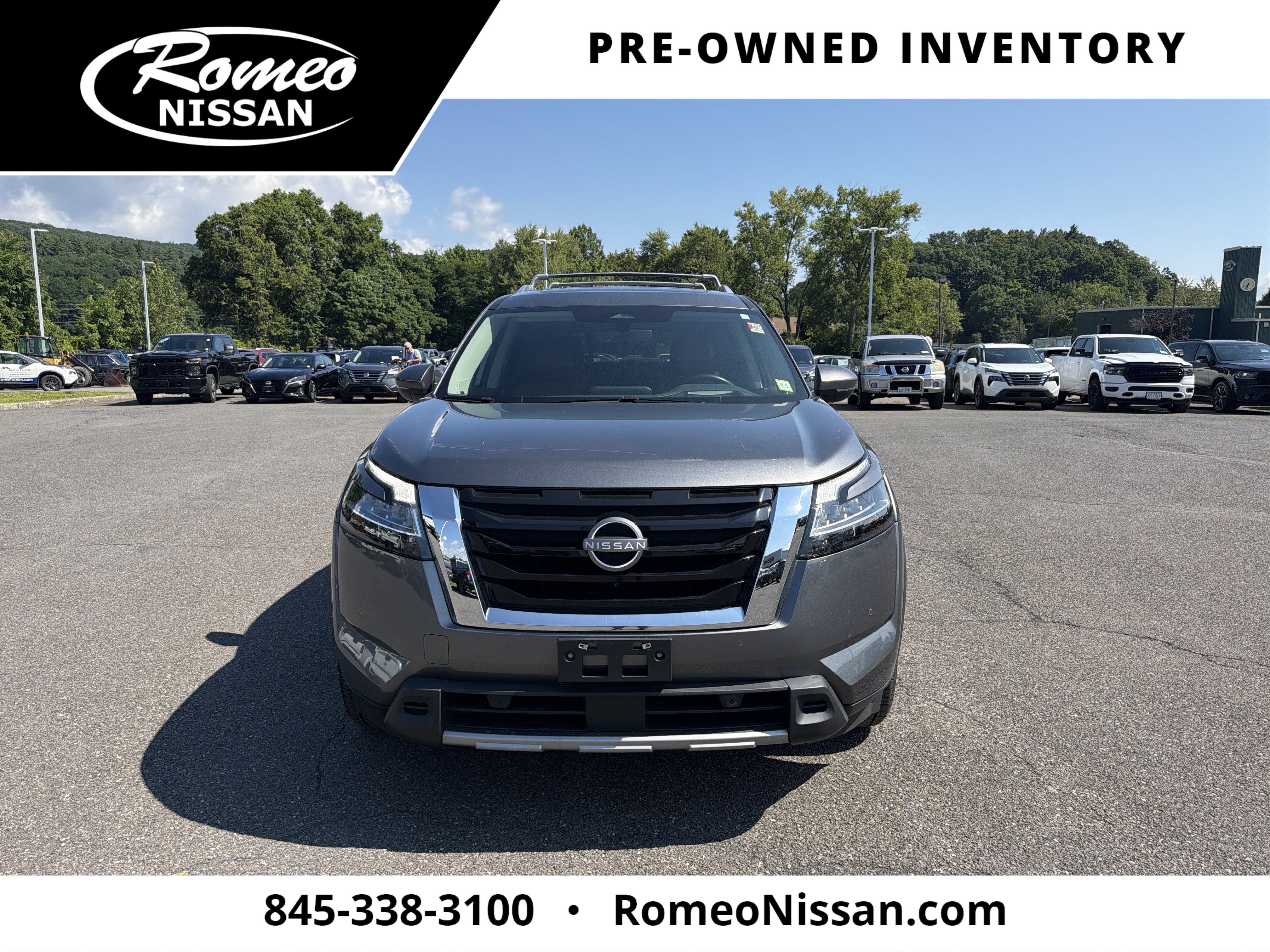 2023 Nissan Pathfinder Platinum