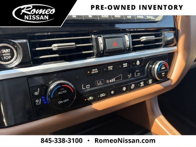 2023 Nissan Pathfinder Platinum