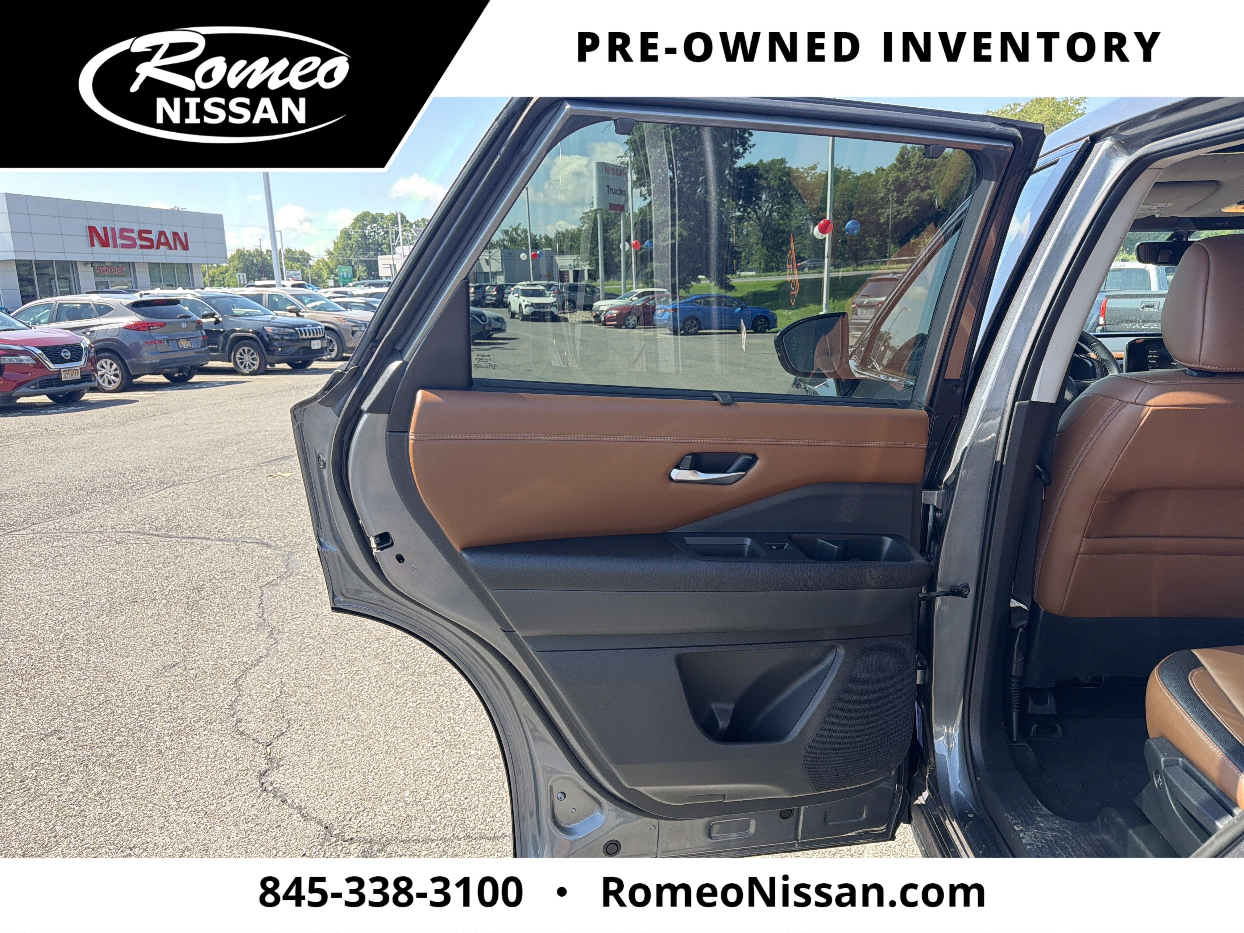 2023 Nissan Pathfinder Platinum