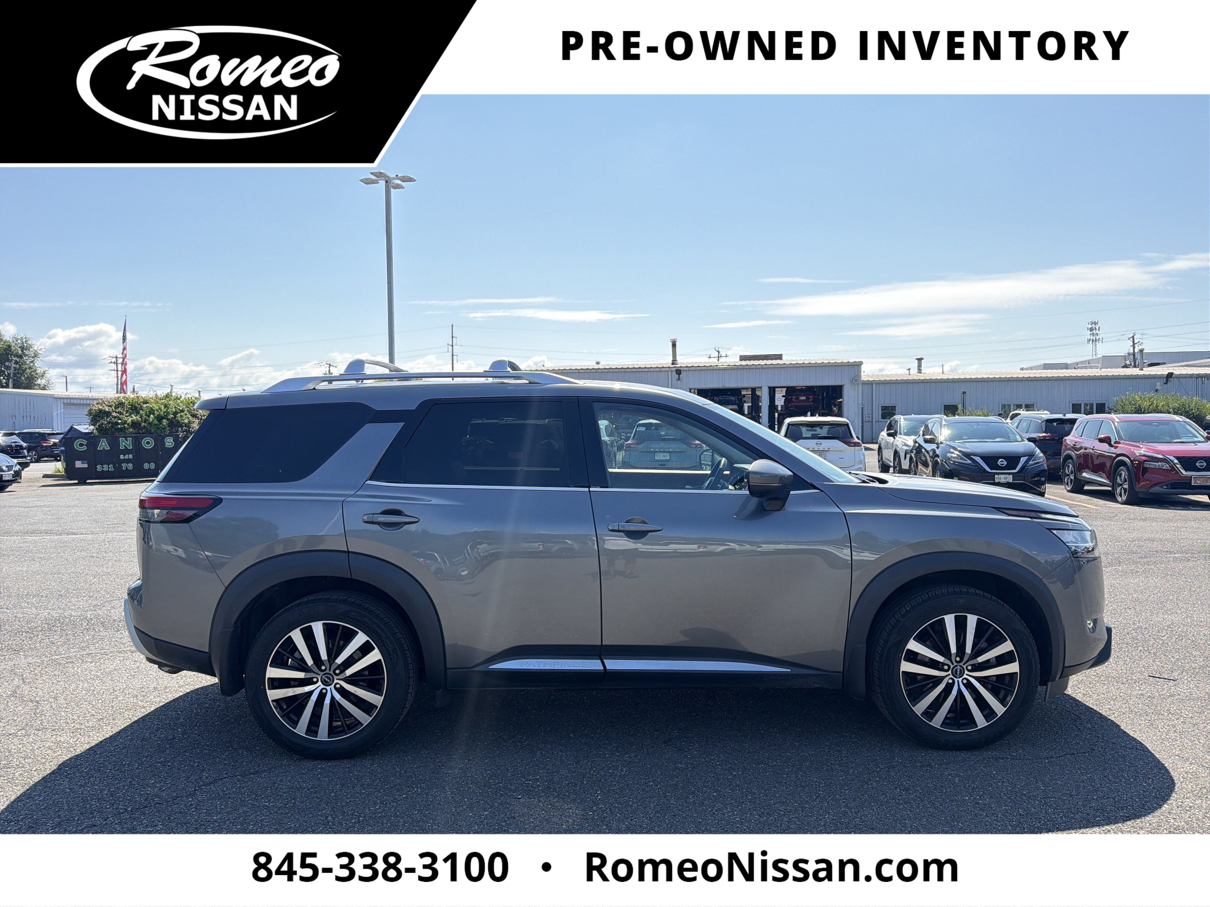 2023 Nissan Pathfinder Platinum