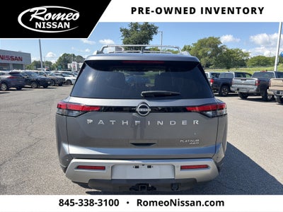 2023 Nissan Pathfinder Platinum