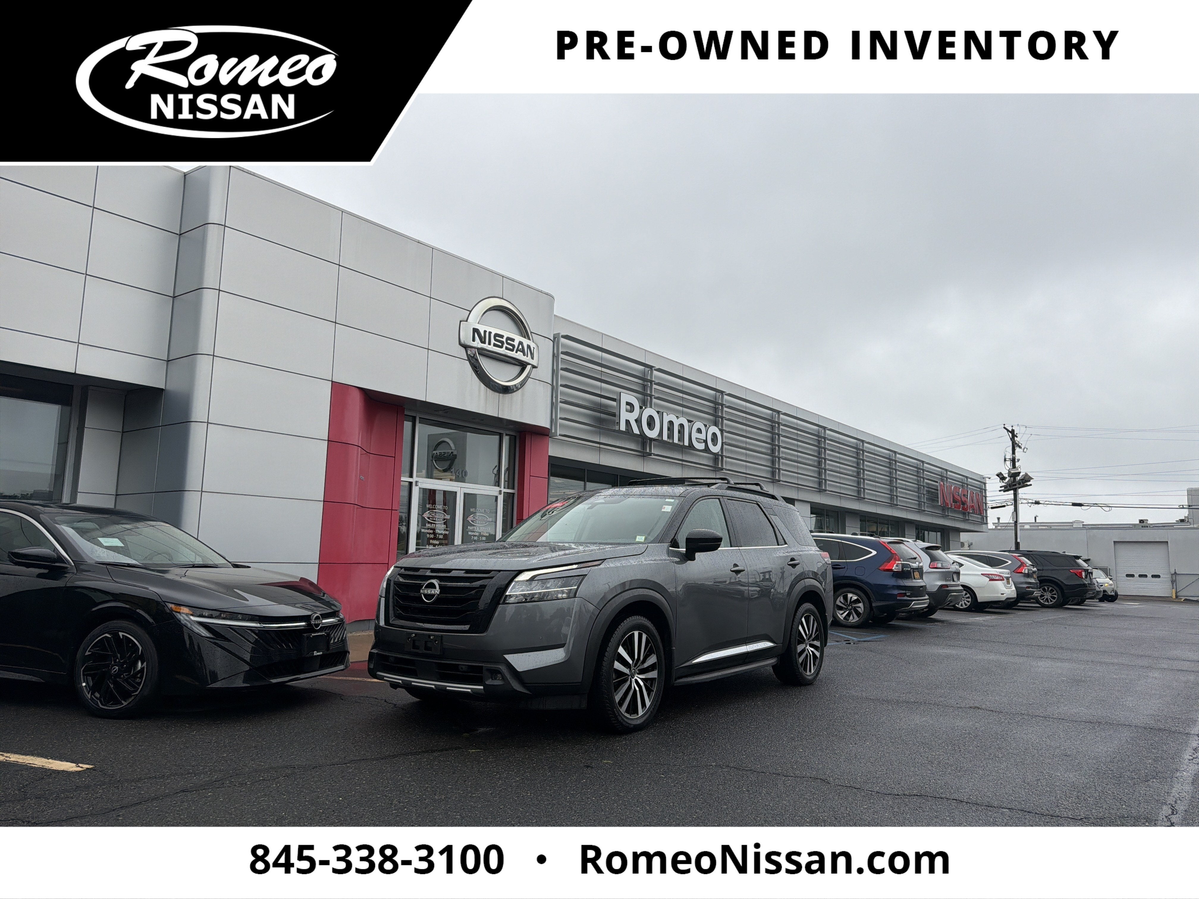 2023 Nissan Pathfinder Platinum