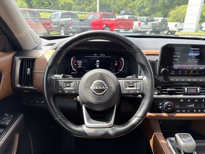2023 Nissan Pathfinder Platinum